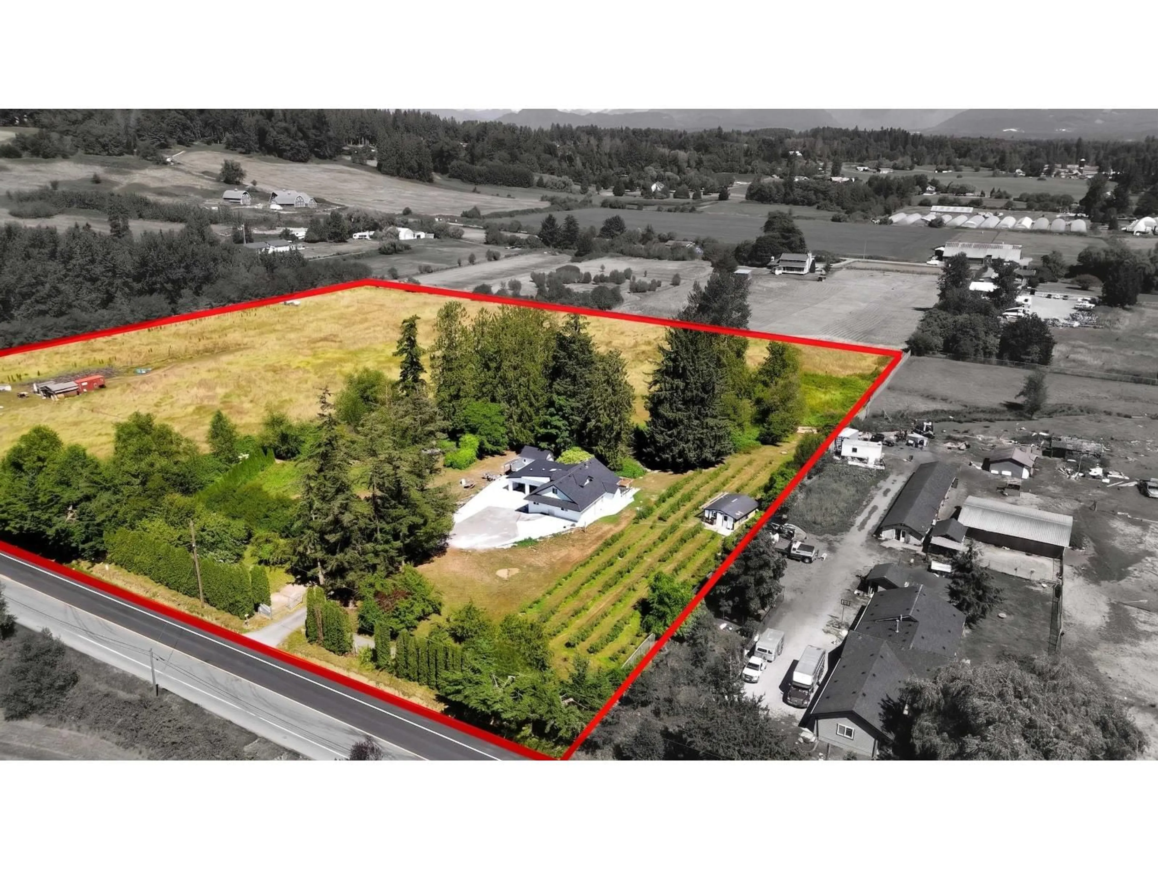 A pic from outside/outdoor area/front of a property/back of a property/a pic from drone, unknown for 21263 CRUSH CRESCENT, Langley British Columbia V2Y2R4