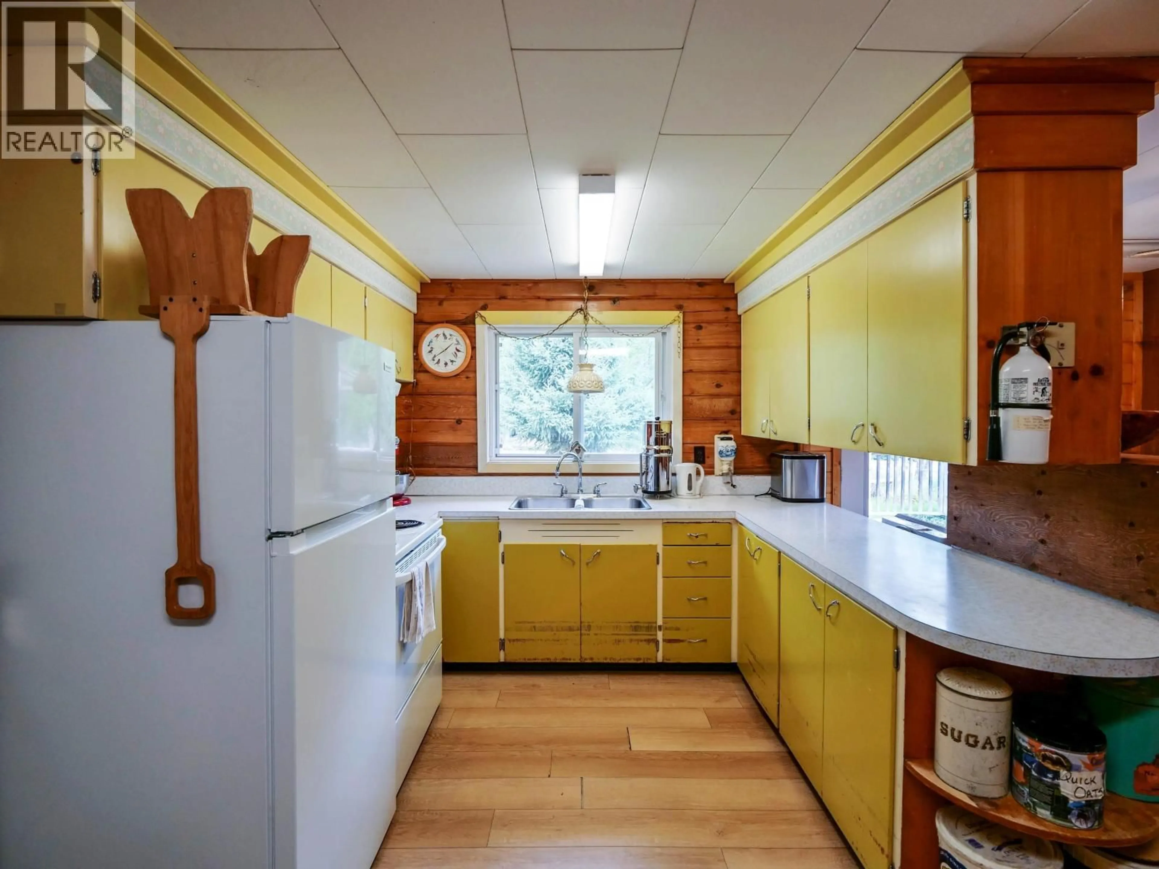 Standard kitchen, unknown for 293 DOHERTY DRIVE, Quesnel British Columbia V2J1B6