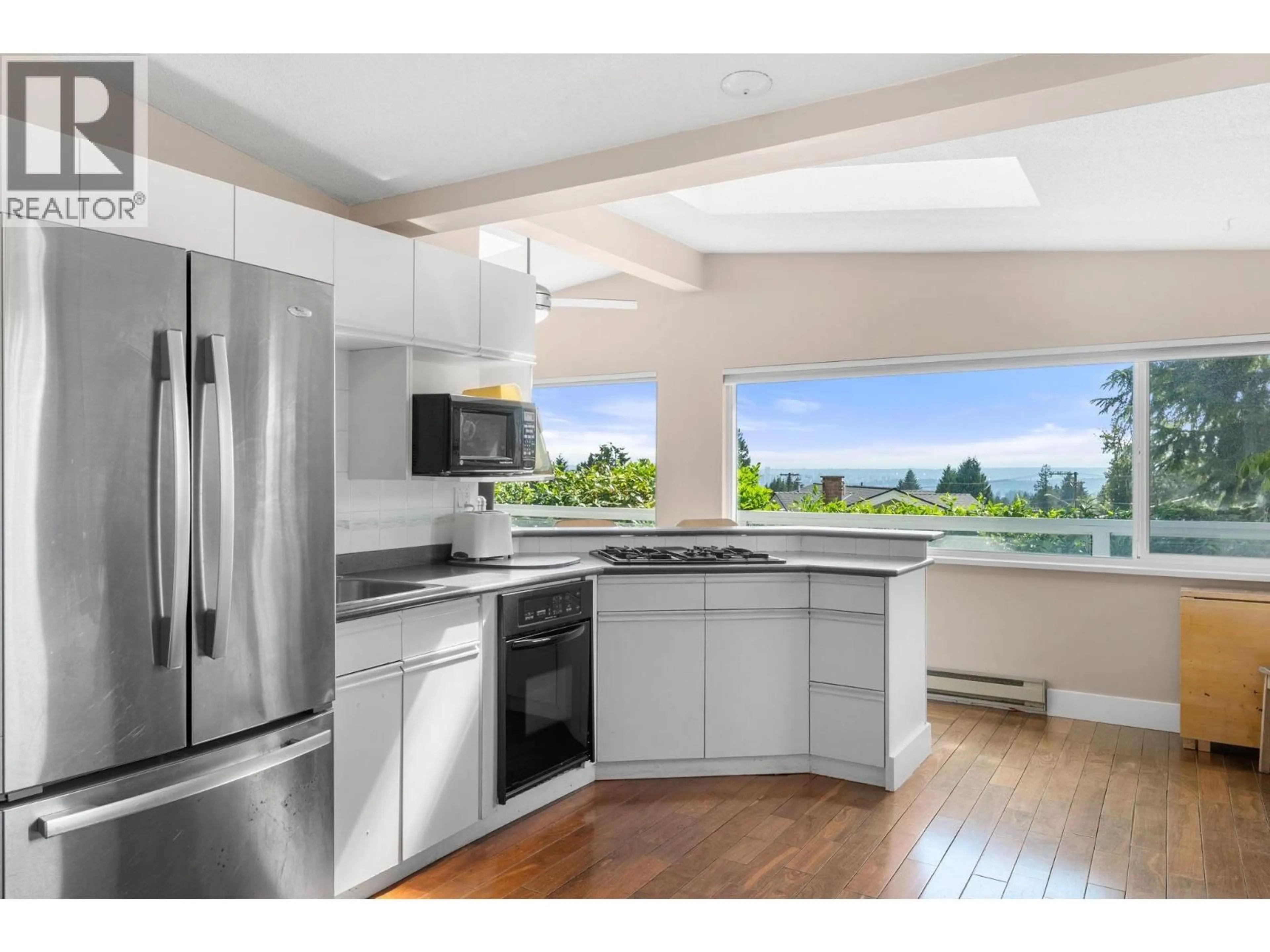 Open concept kitchen, unknown for 3920 DELBROOK AVENUE, North Vancouver British Columbia V7N3Z8