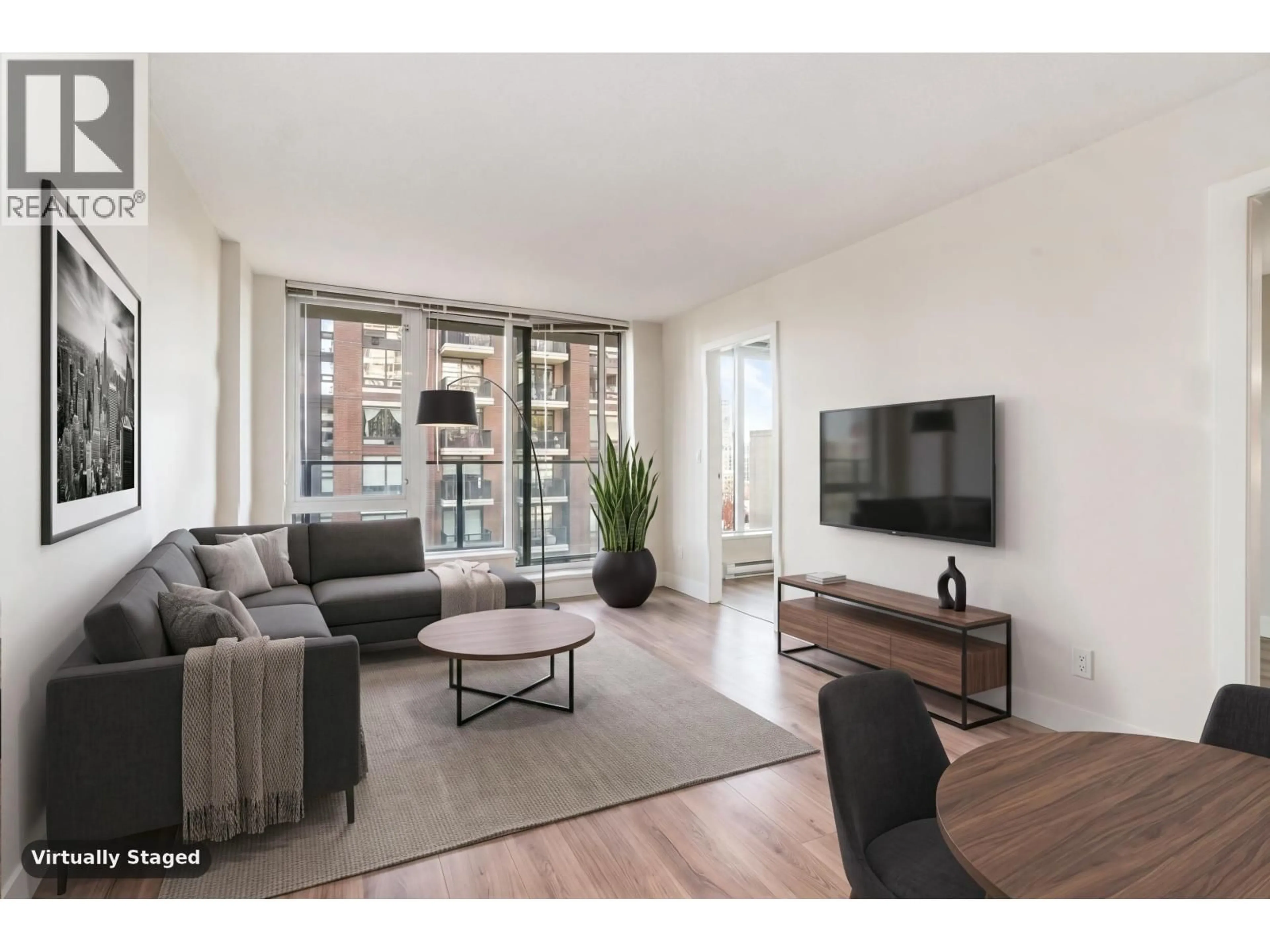 Living room with furniture, unknown for 813 - 1088 RICHARDS STREET, Vancouver British Columbia V6B0J8