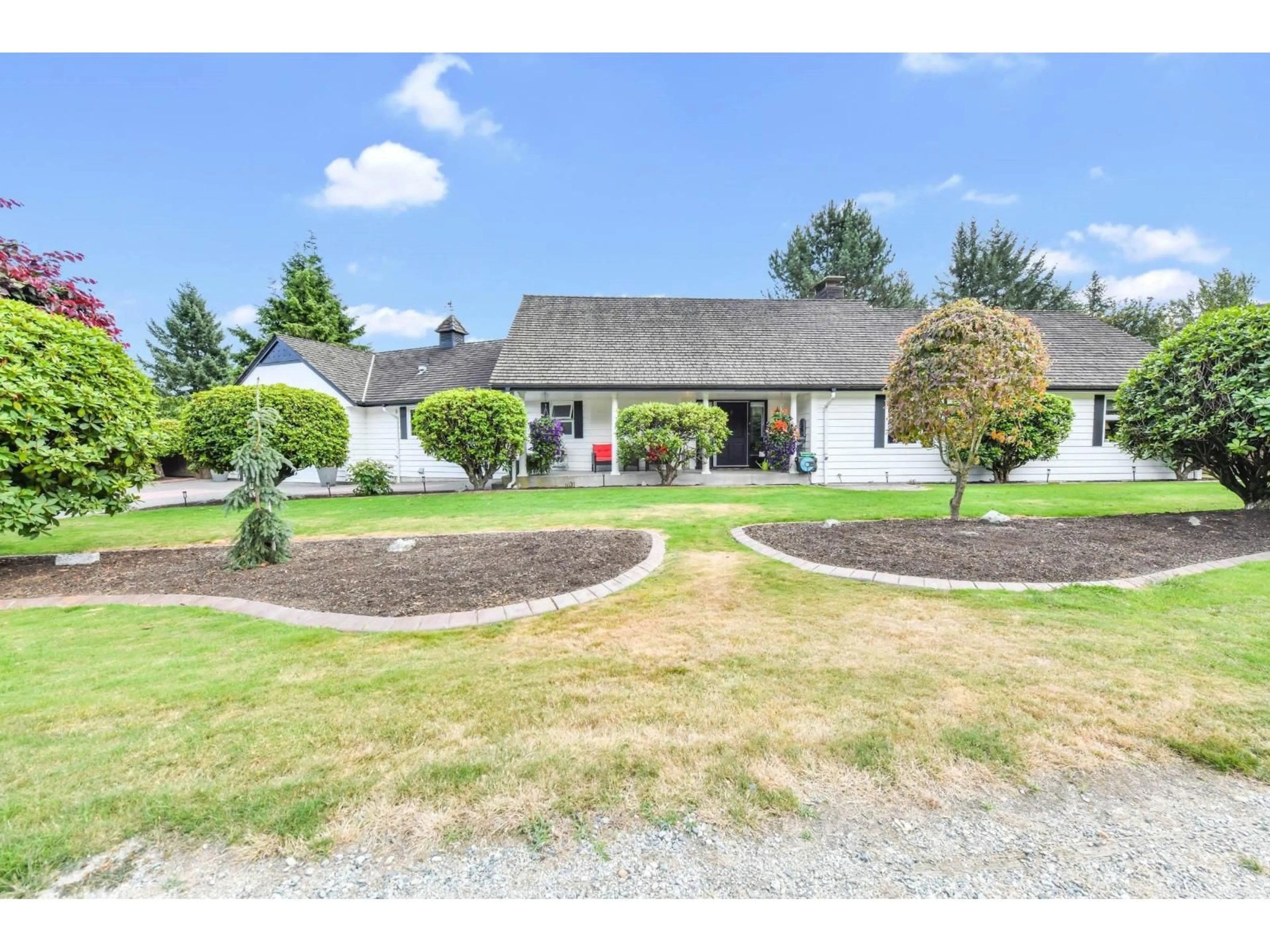 A pic from outside/outdoor area/front of a property/back of a property/a pic from drone, unknown for 34332 NORRISH AVENUE, Mission British Columbia V2V6N9