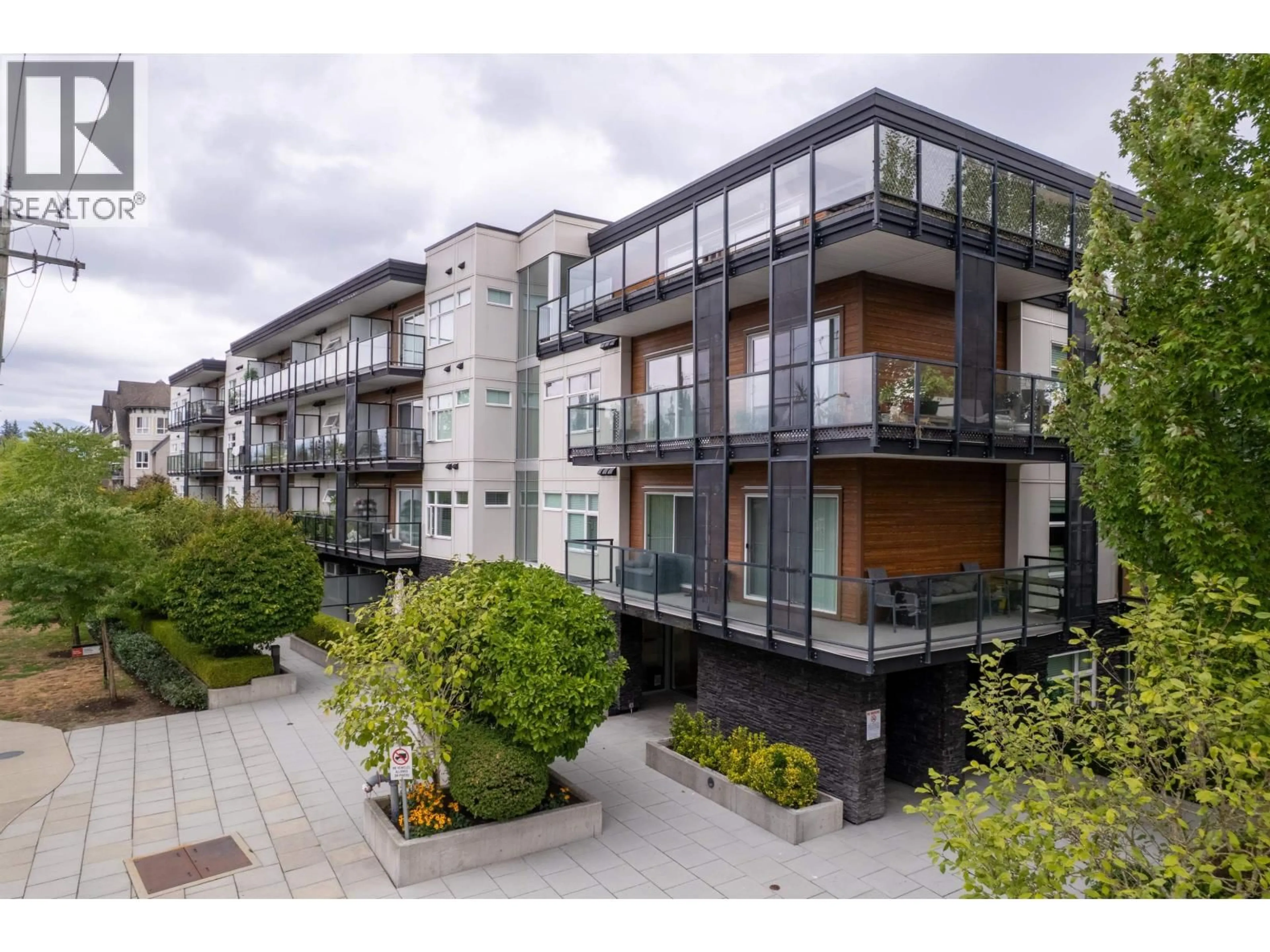 Patio, street for 207 - 12070 227 STREET, Maple Ridge British Columbia V2X6J5
