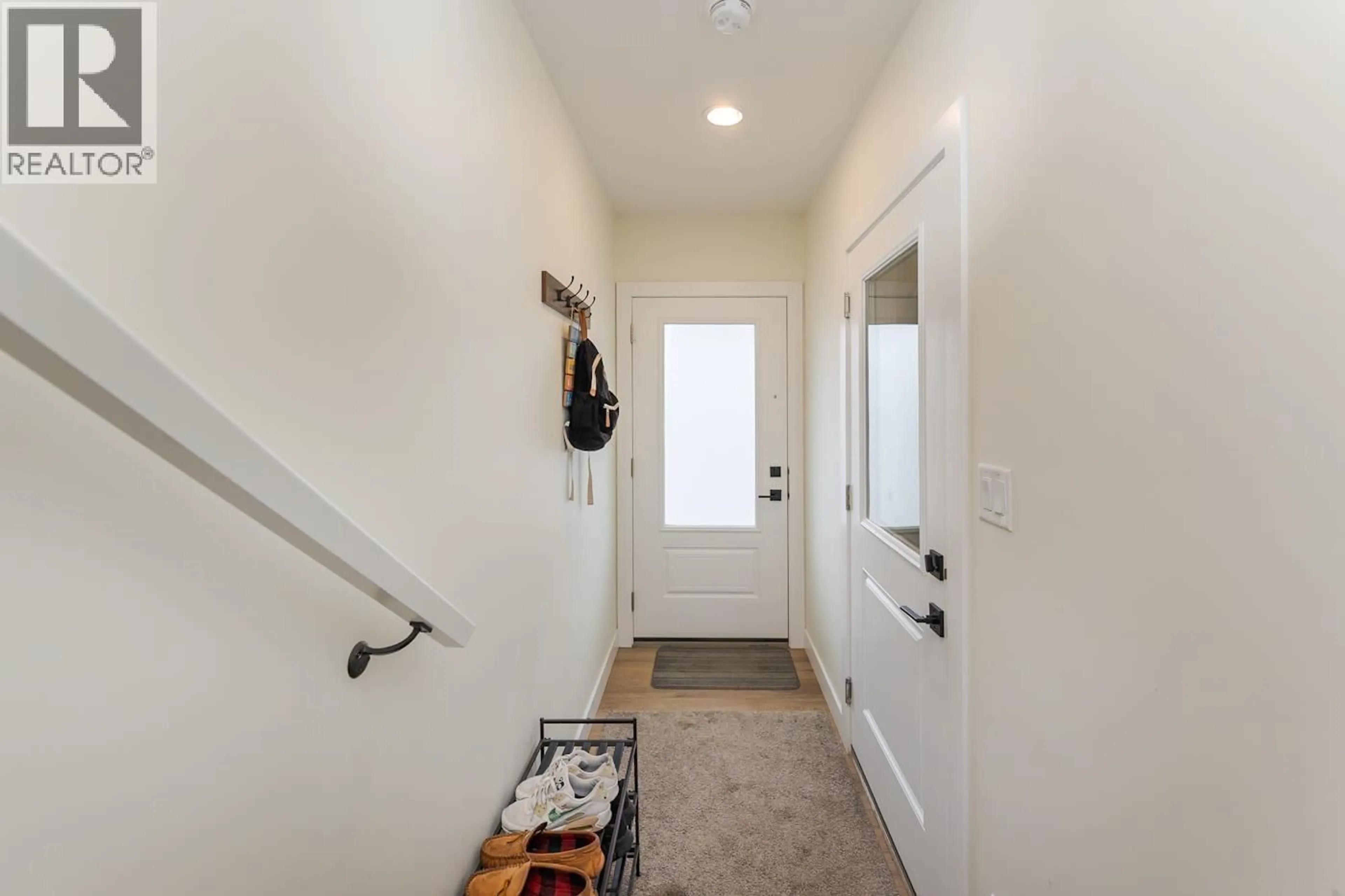 Indoor entryway for 508 - 4274 22ND AVENUE, Prince George British Columbia V2N0J4