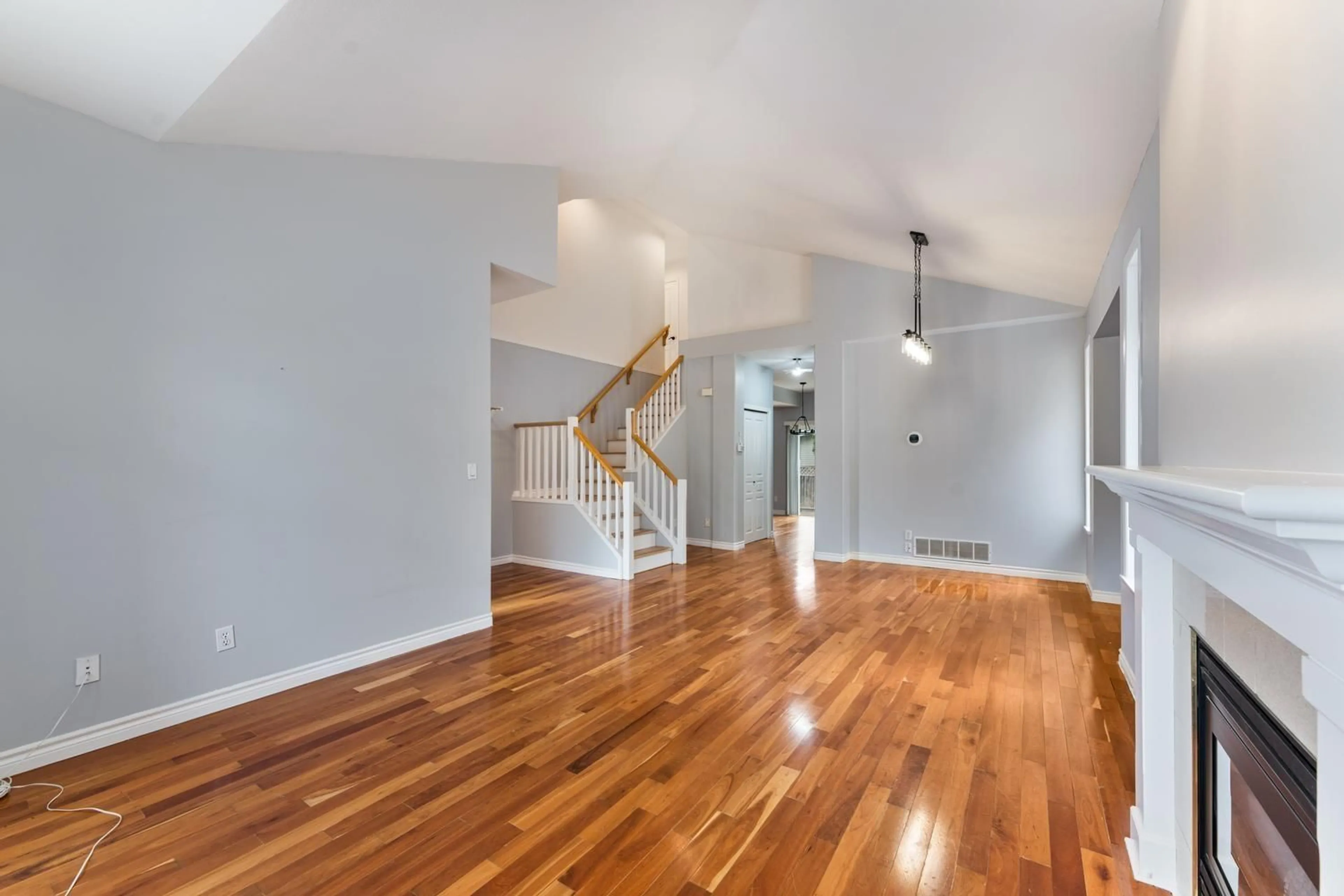 Unknown for 7536 147A STREET, Surrey British Columbia V3S8Y6