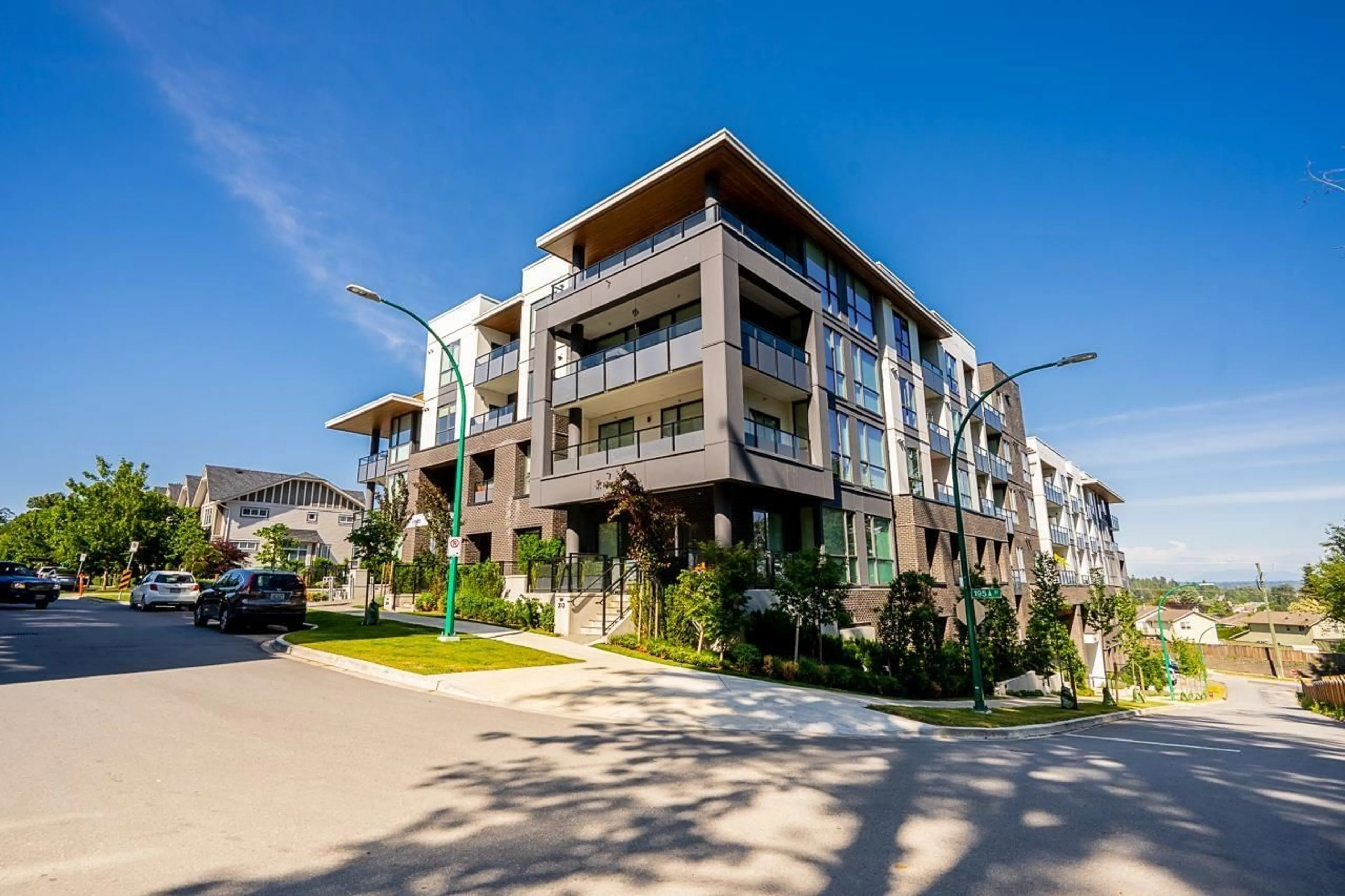 Unknown for 516 - 19577 65B AVENUE, Surrey British Columbia V4N6Y3