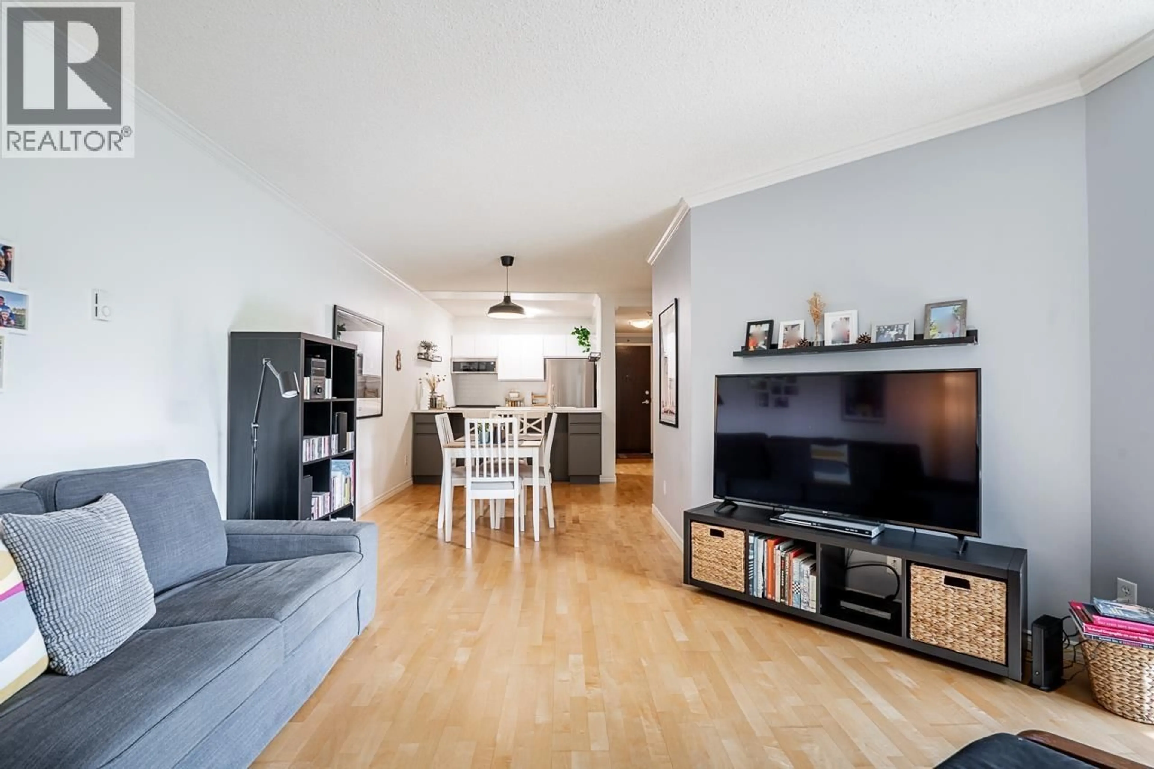 Living room with furniture, unknown for 303 - 1510 1ST AVENUE, Vancouver British Columbia V6J4S3