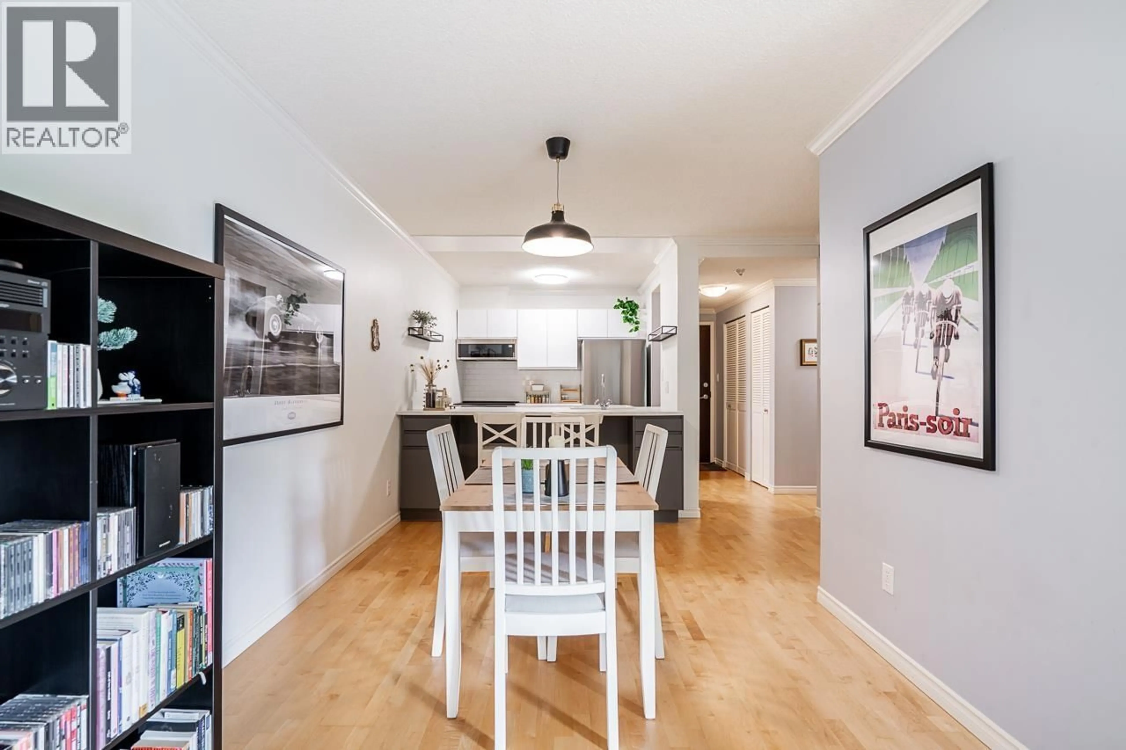 Open concept kitchen, wood/laminate floor for 303 - 1510 1ST AVENUE, Vancouver British Columbia V6J4S3
