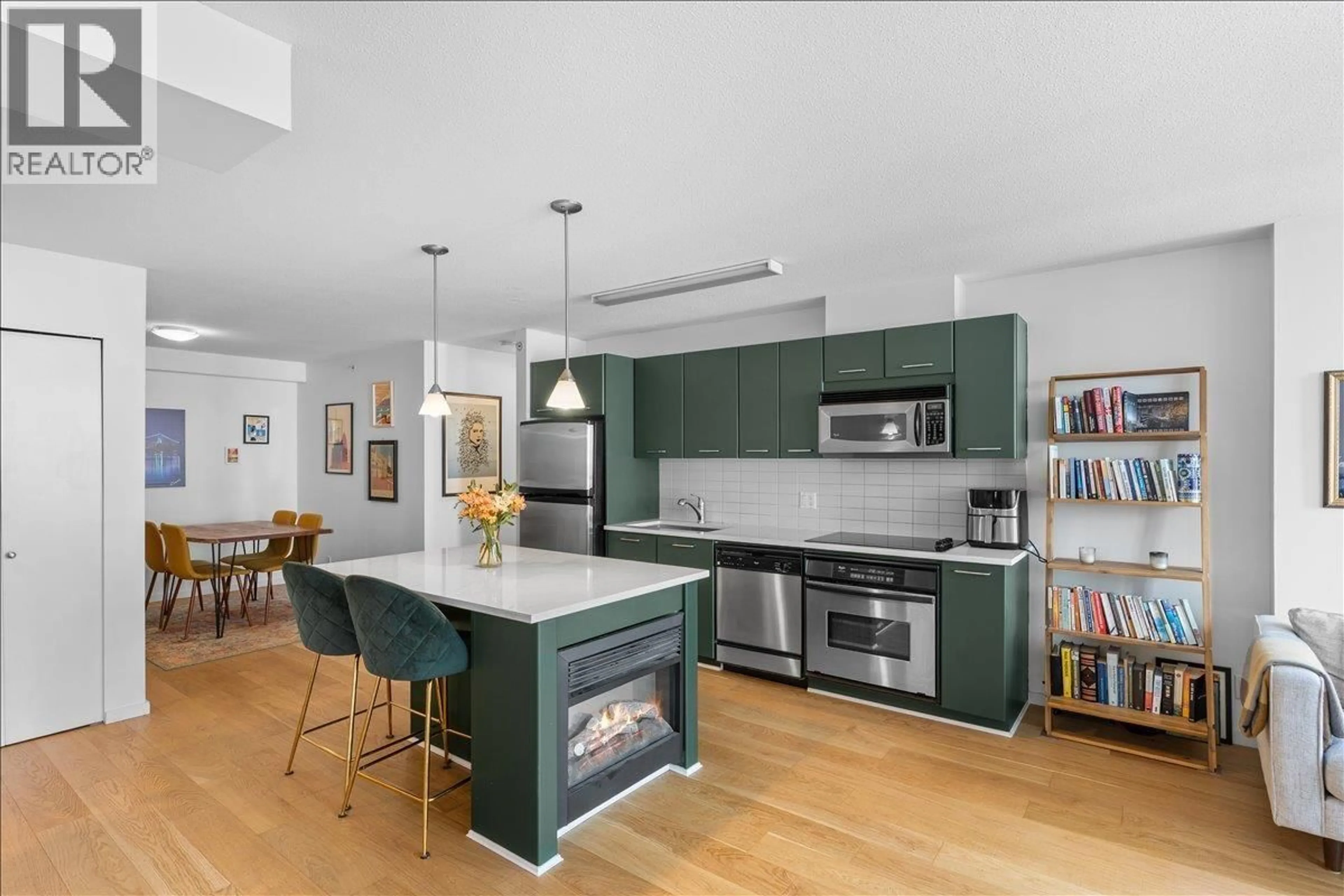 Open concept kitchen, unknown for 310 - 1155 SEYMOUR STREET, Vancouver British Columbia V6B1K2