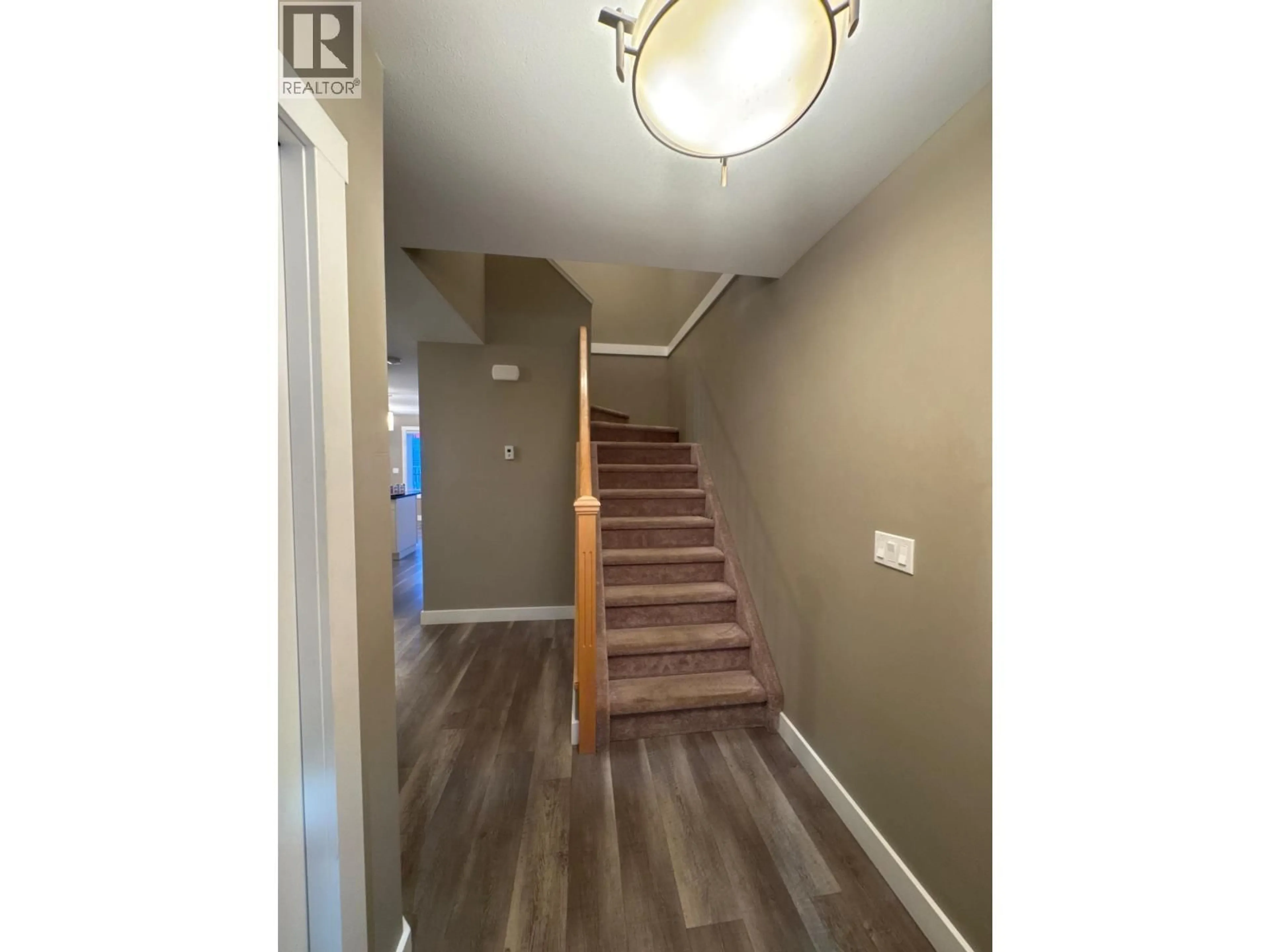 Indoor entryway for 138 - 10104 114A AVENUE, Fort St. John British Columbia V1J8K6