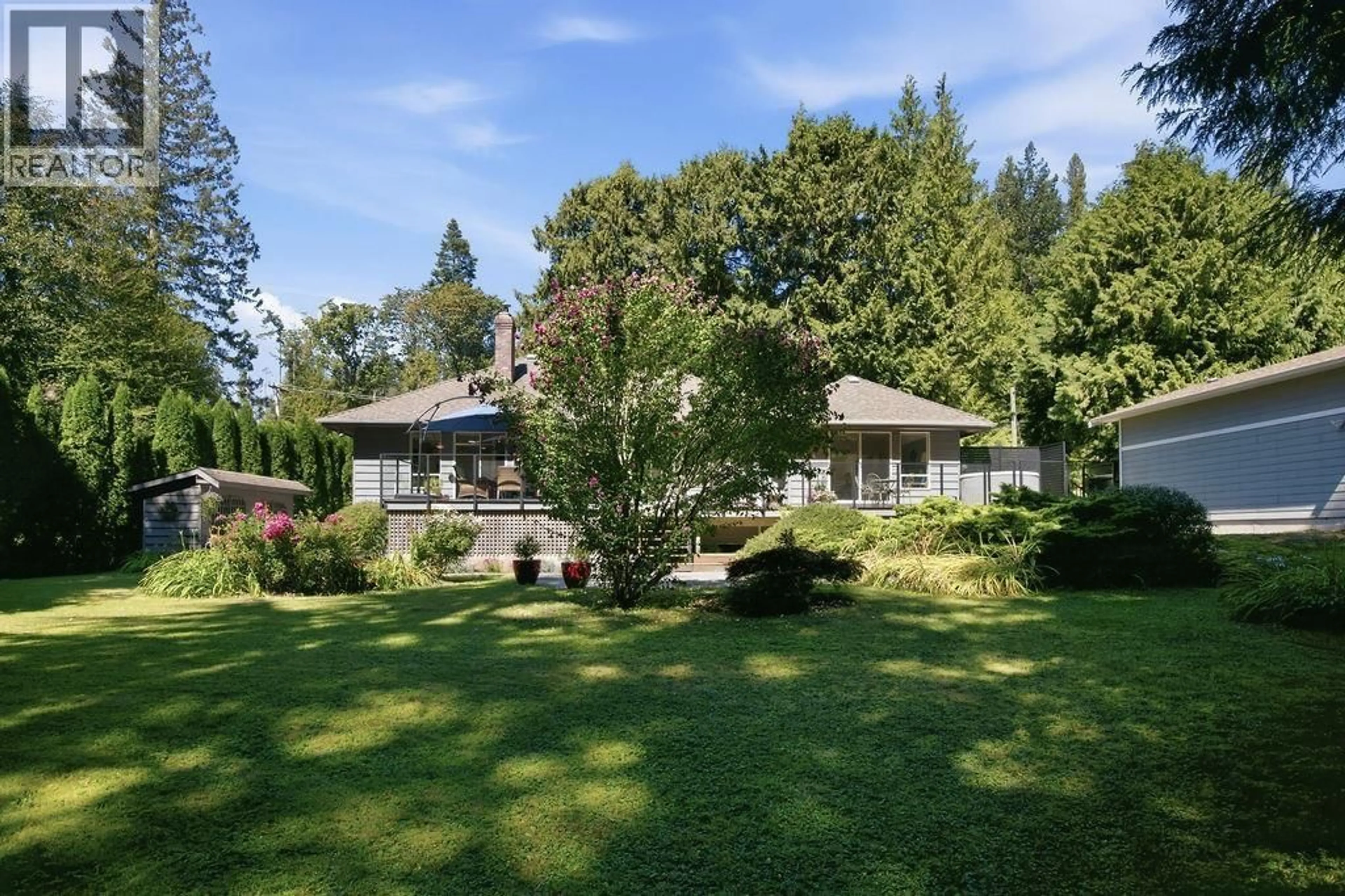 A pic from outside/outdoor area/front of a property/back of a property/a pic from drone, unknown for 7321 REDROOFFS ROAD, Sechelt British Columbia V7Z0T3