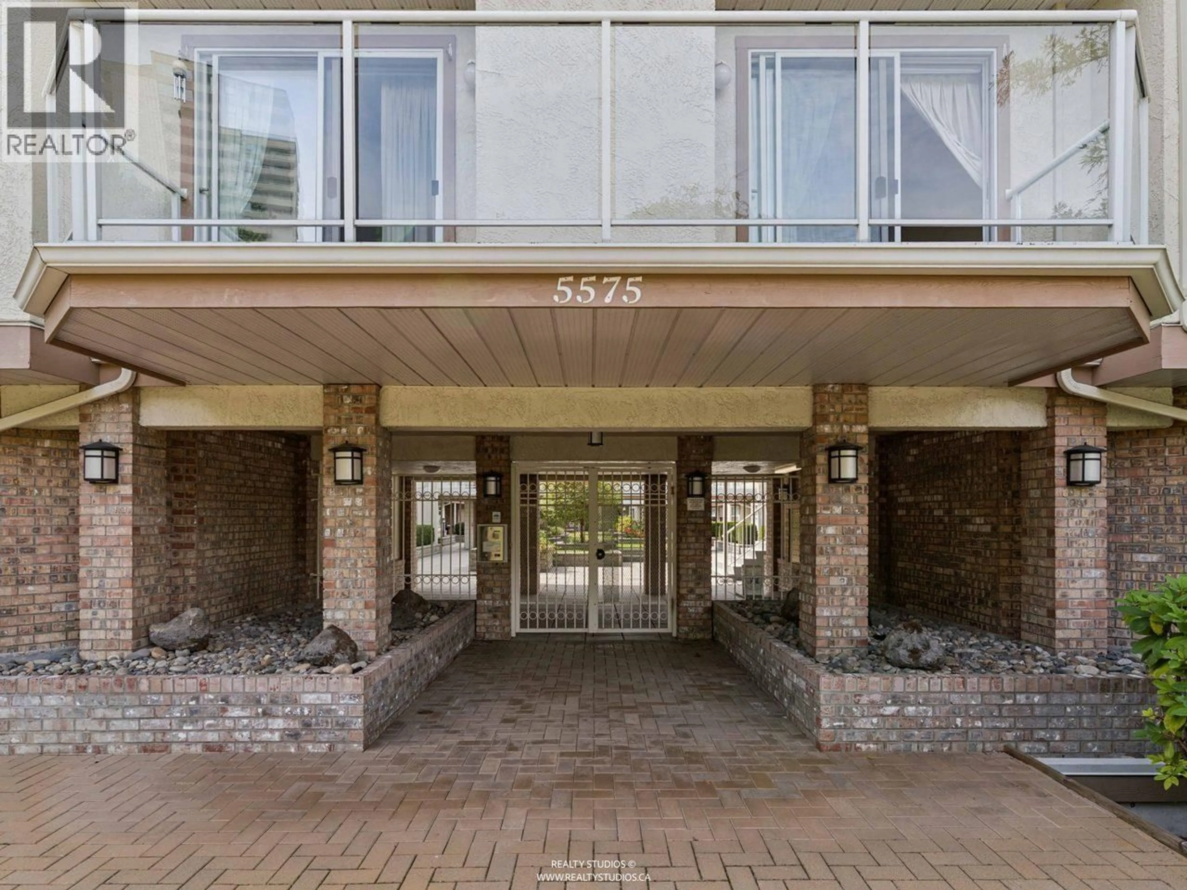 Unknown for 21 - 5575 PATTERSON AVENUE, Burnaby British Columbia V5H2M6