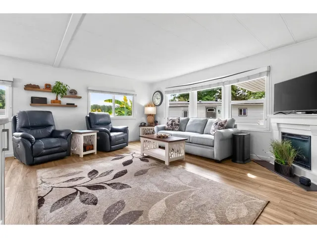 175 - 1840 160 STREET, Surrey 5