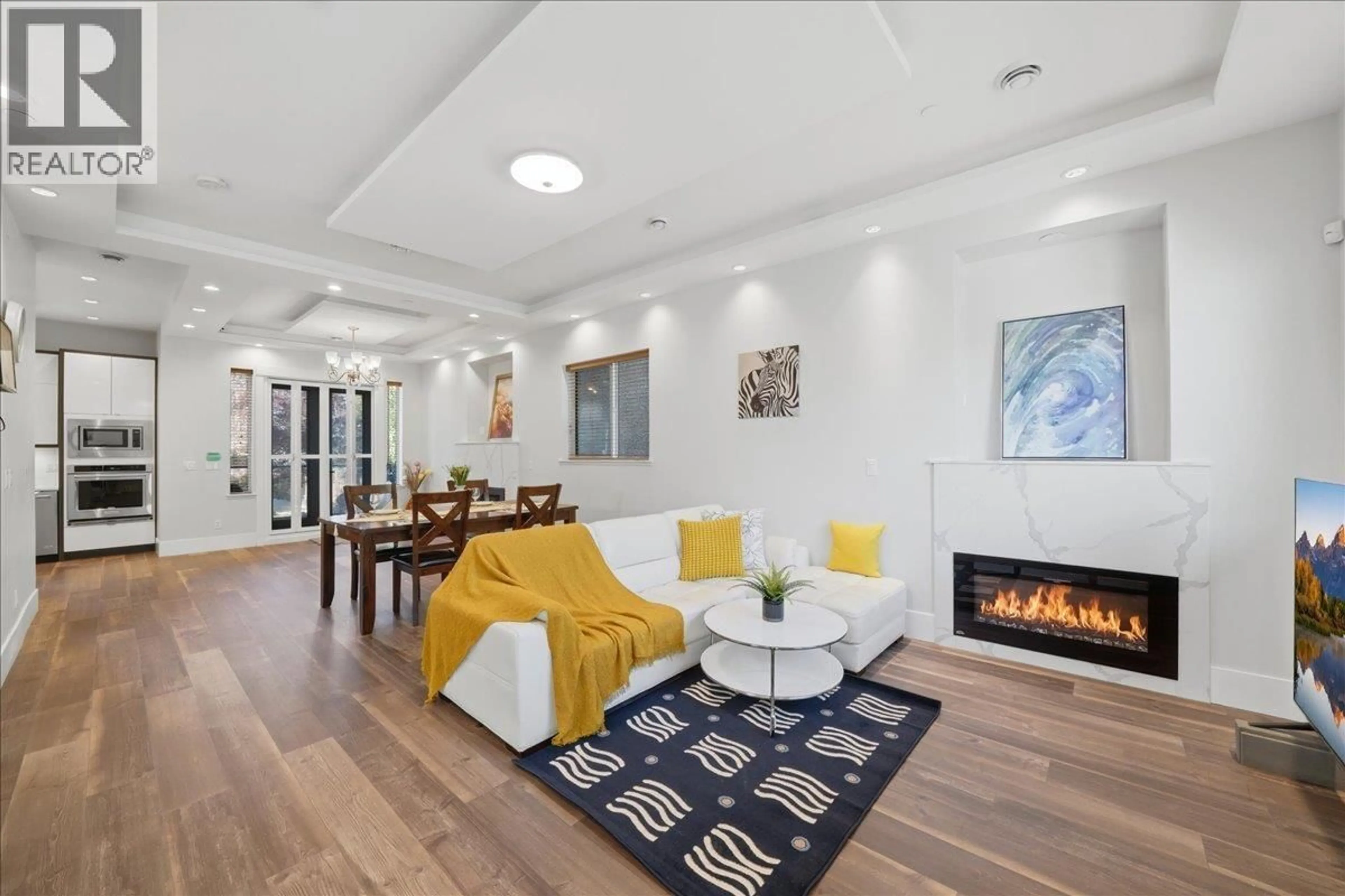 Living room with furniture, unknown for 3123 7TH AVENUE, Vancouver British Columbia V5M1V6