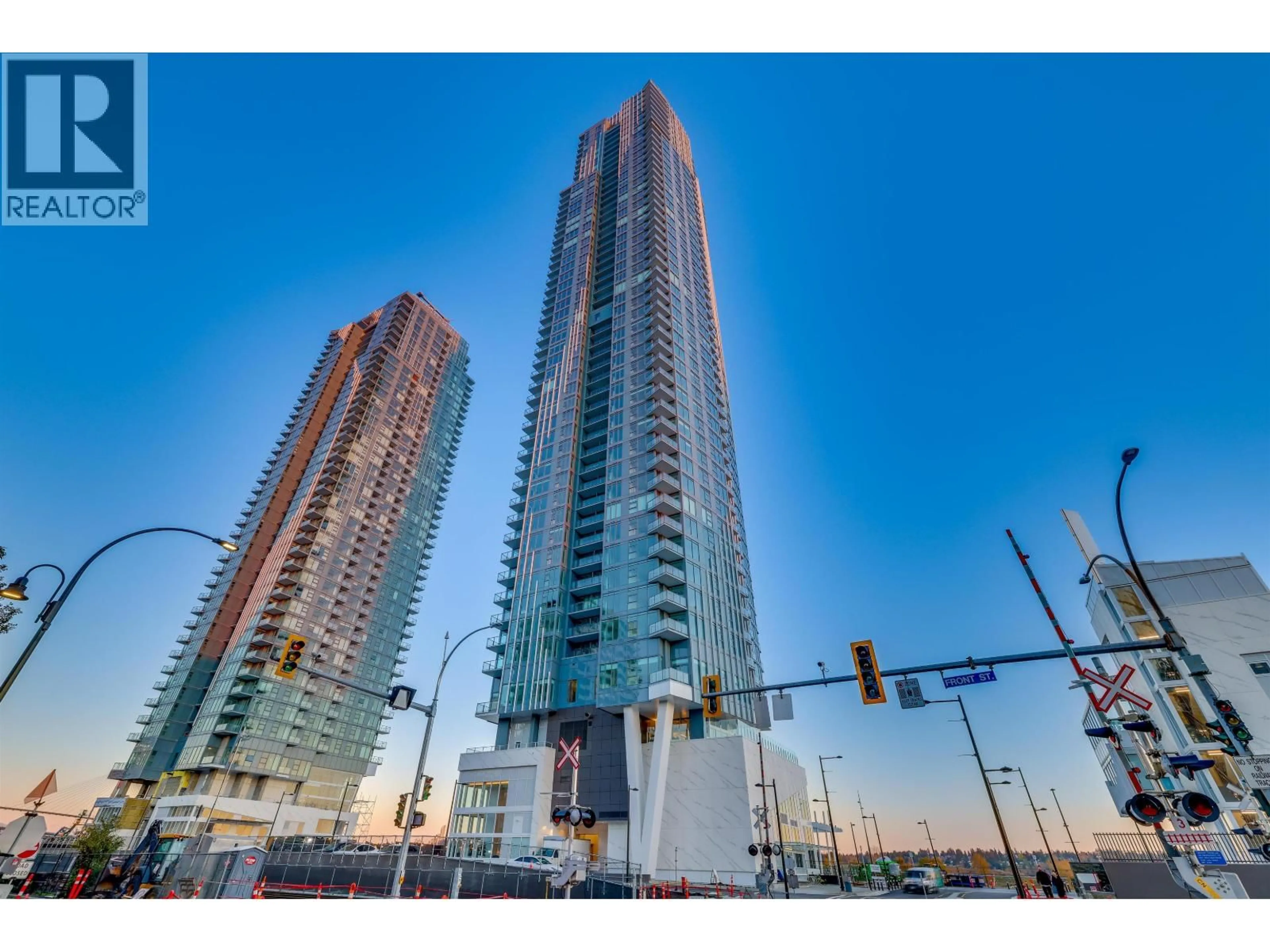 Indoor foyer for 3504 - 680 QUAYSIDE DRIVE, New Westminster British Columbia V3M0P2