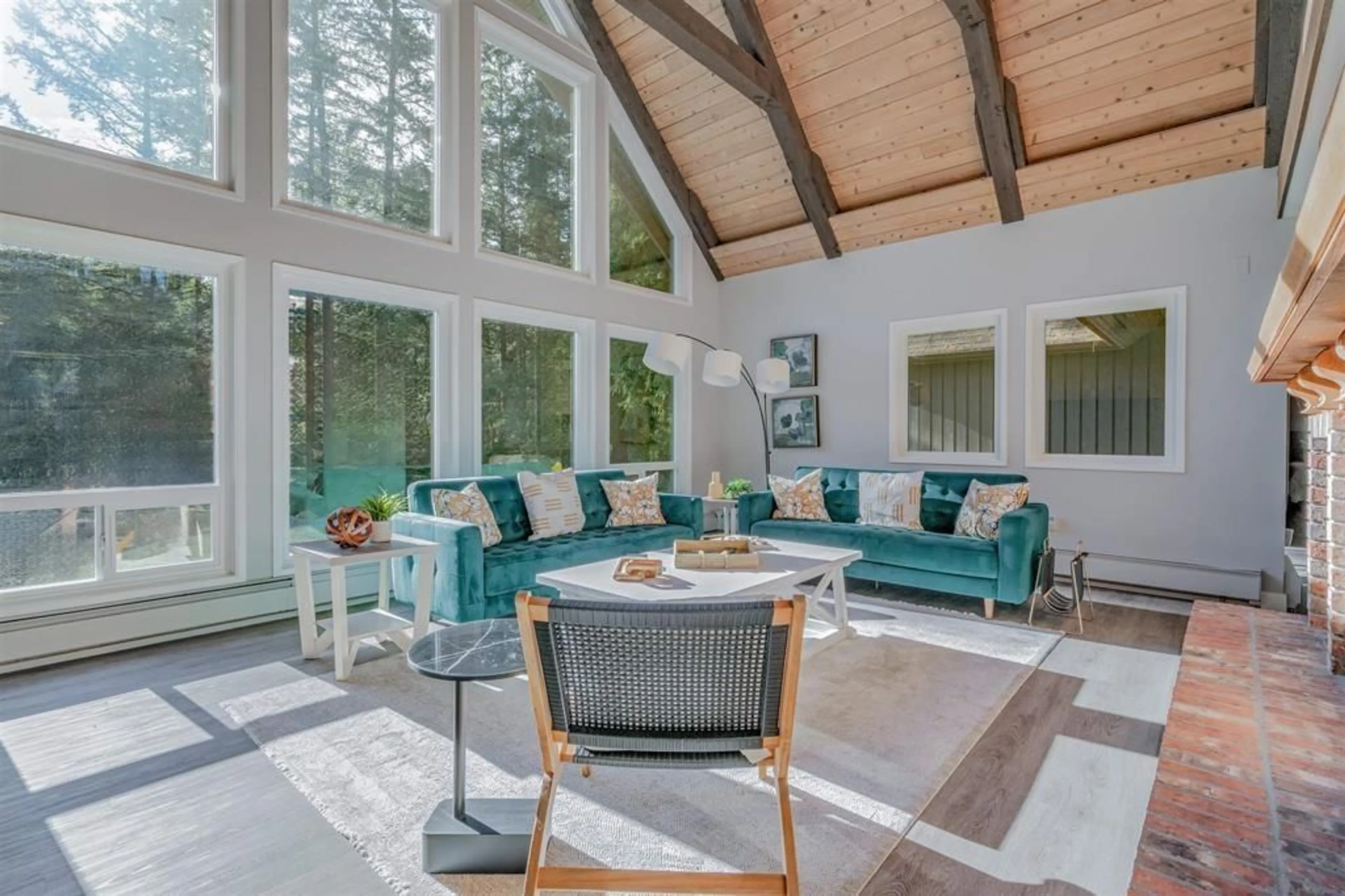 Living room with furniture, ceramic/tile floor for 20264 27 AVENUE, Langley British Columbia V2Z1X3