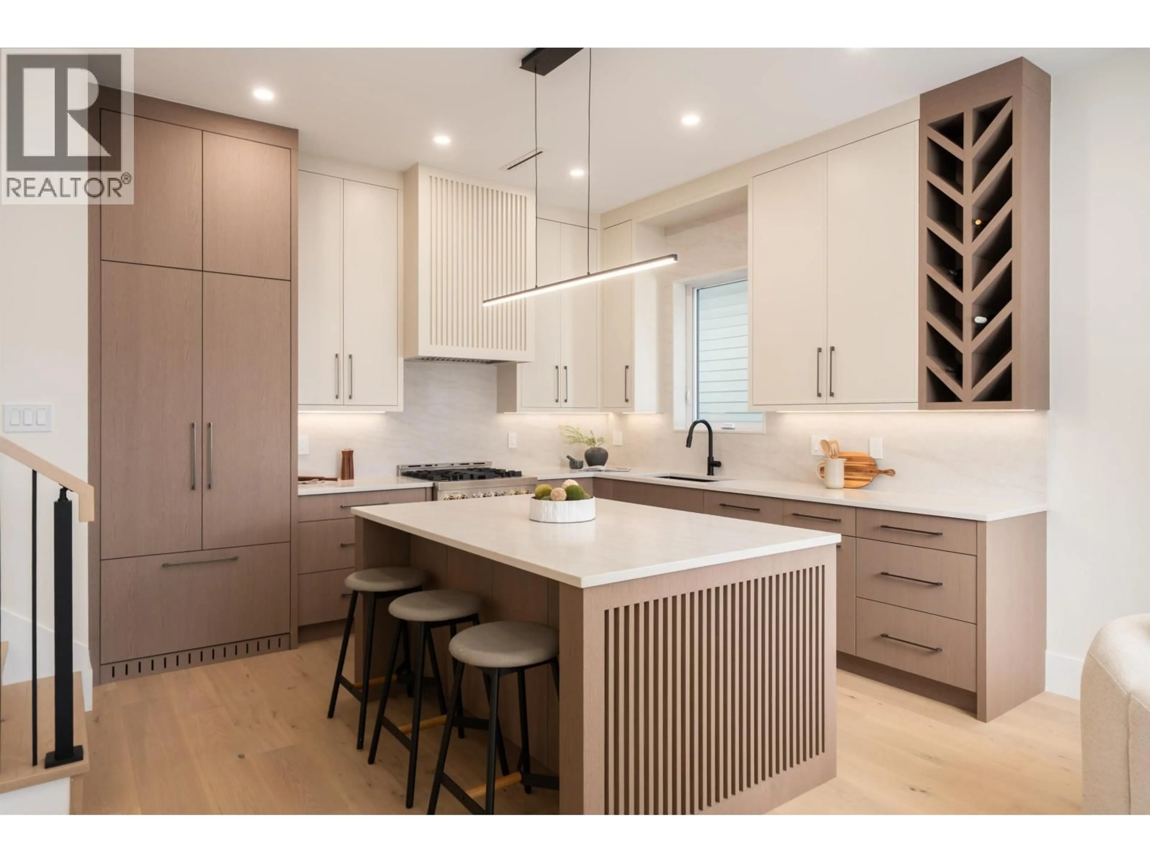 Contemporary kitchen, ceramic/tile floor for 2 - 4331 UNION STREET, Burnaby British Columbia V5C2X5