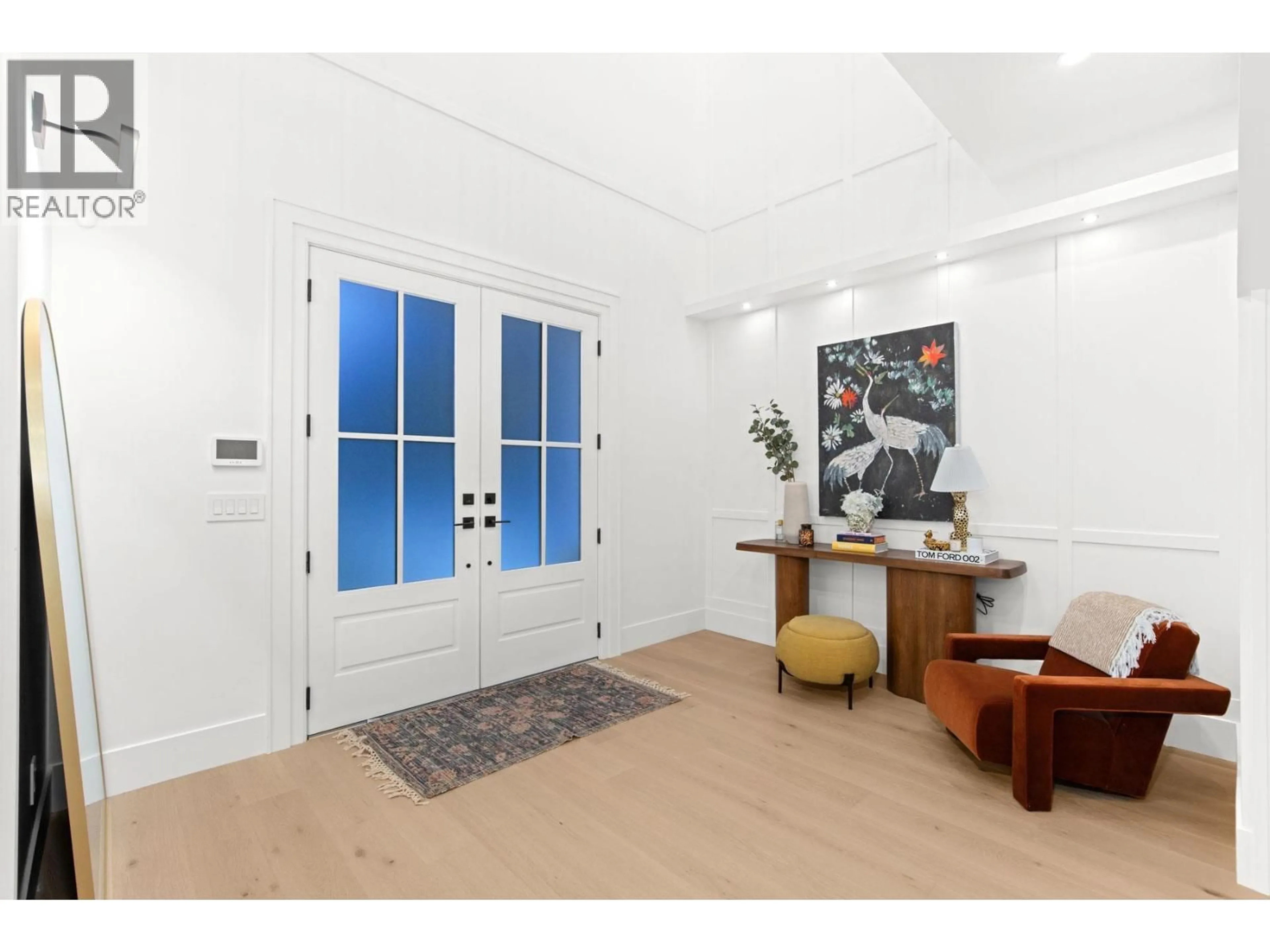 Indoor entryway for 29 50 STREET, Delta British Columbia V4M2S5
