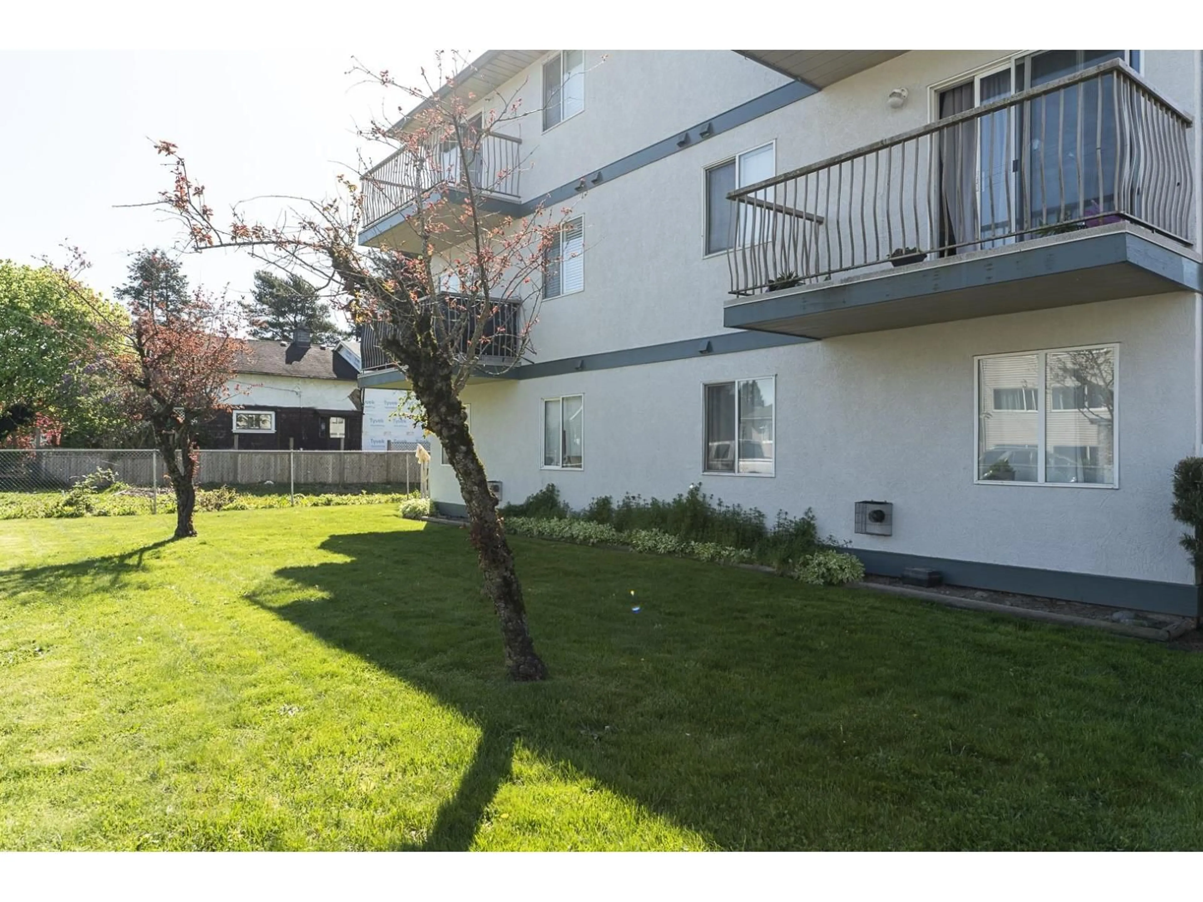 Patio, street for 17 - 46160 PRINCESS AVENUE, Chilliwack British Columbia V2P2A7