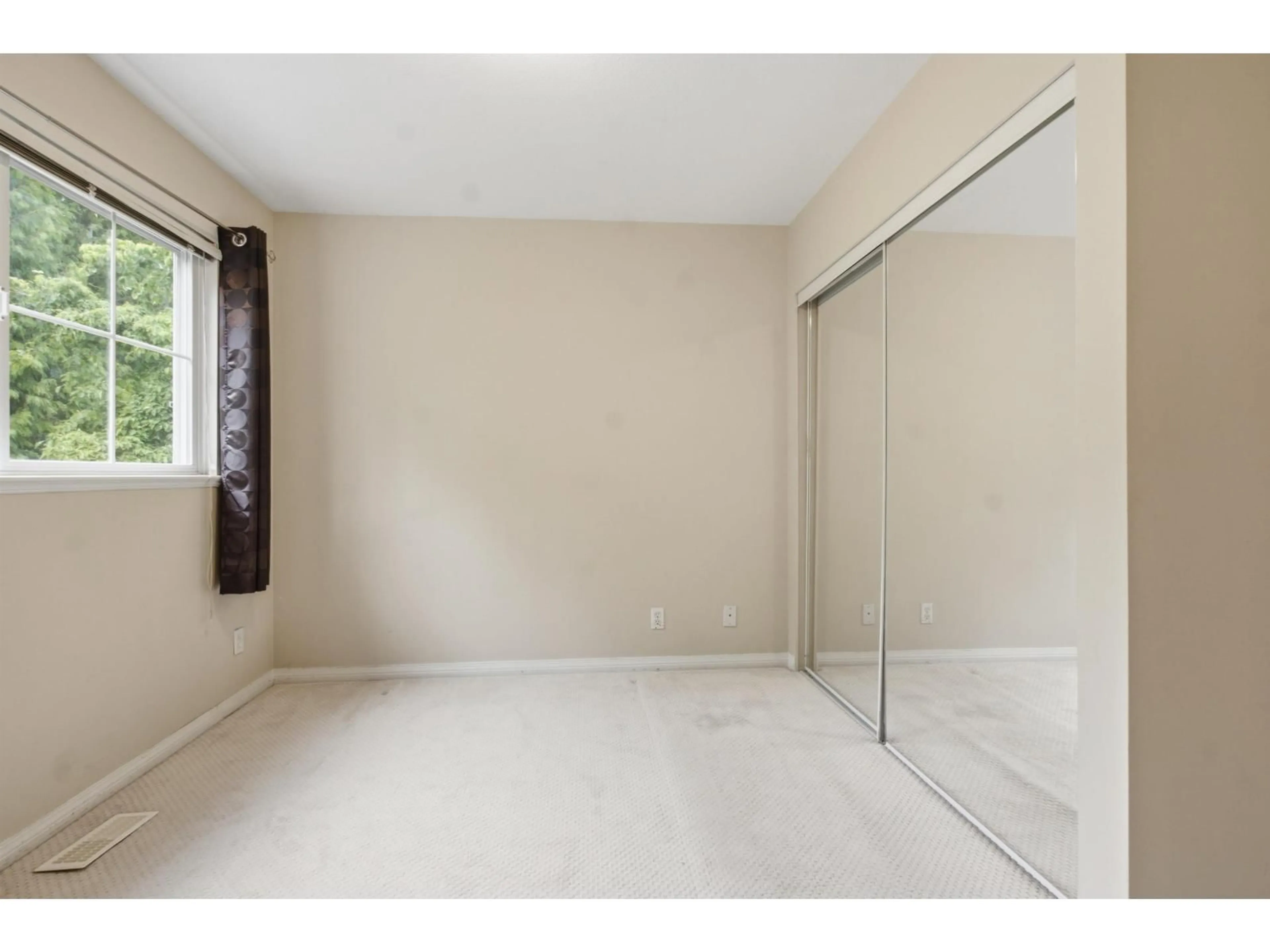 Unknown for 69 - 8888 151 STREET, Surrey British Columbia V3R0Z9