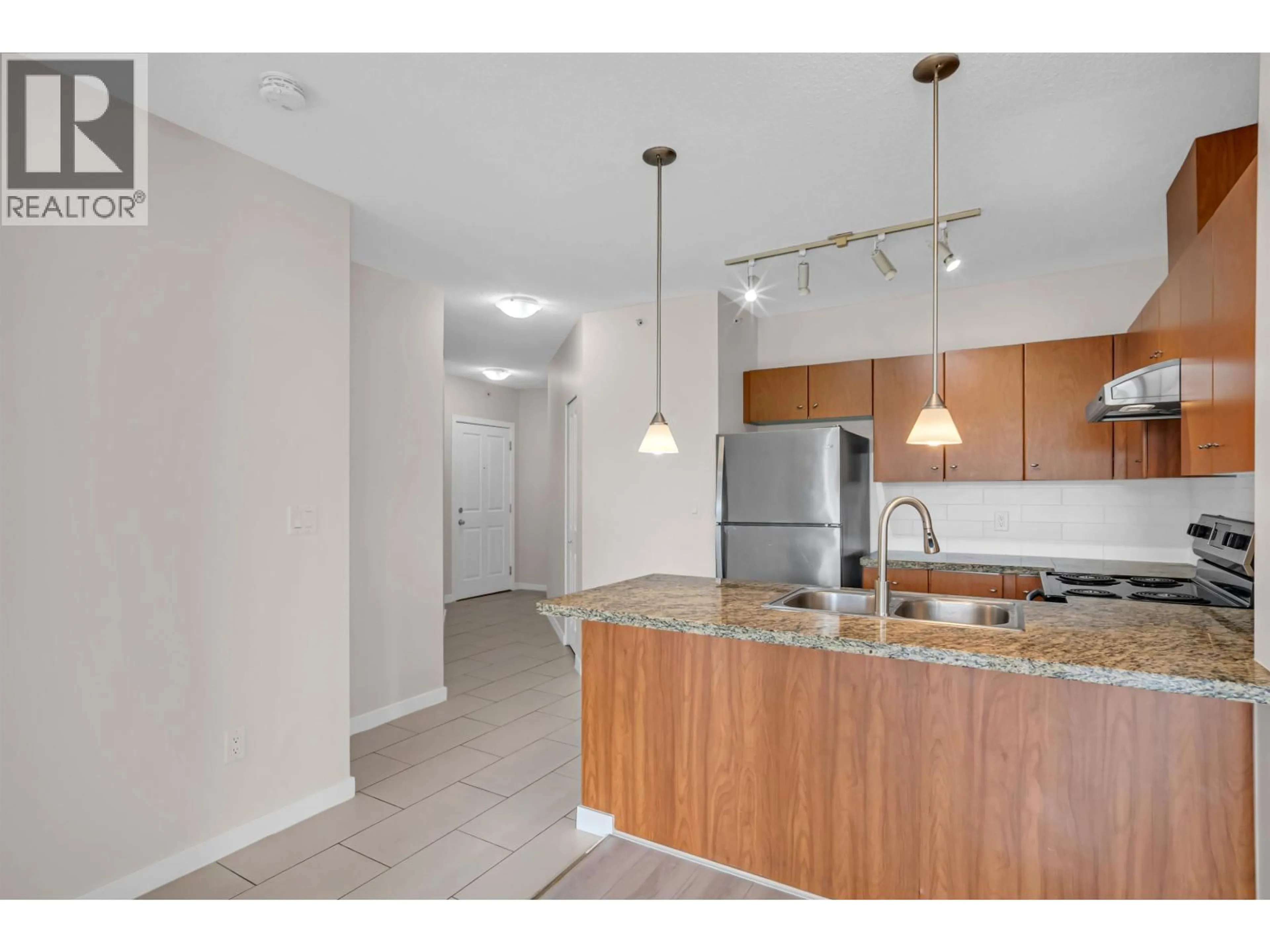 Standard kitchen, unknown for 1104 - 511 ROCHESTER AVENUE, Coquitlam British Columbia V3K0A2