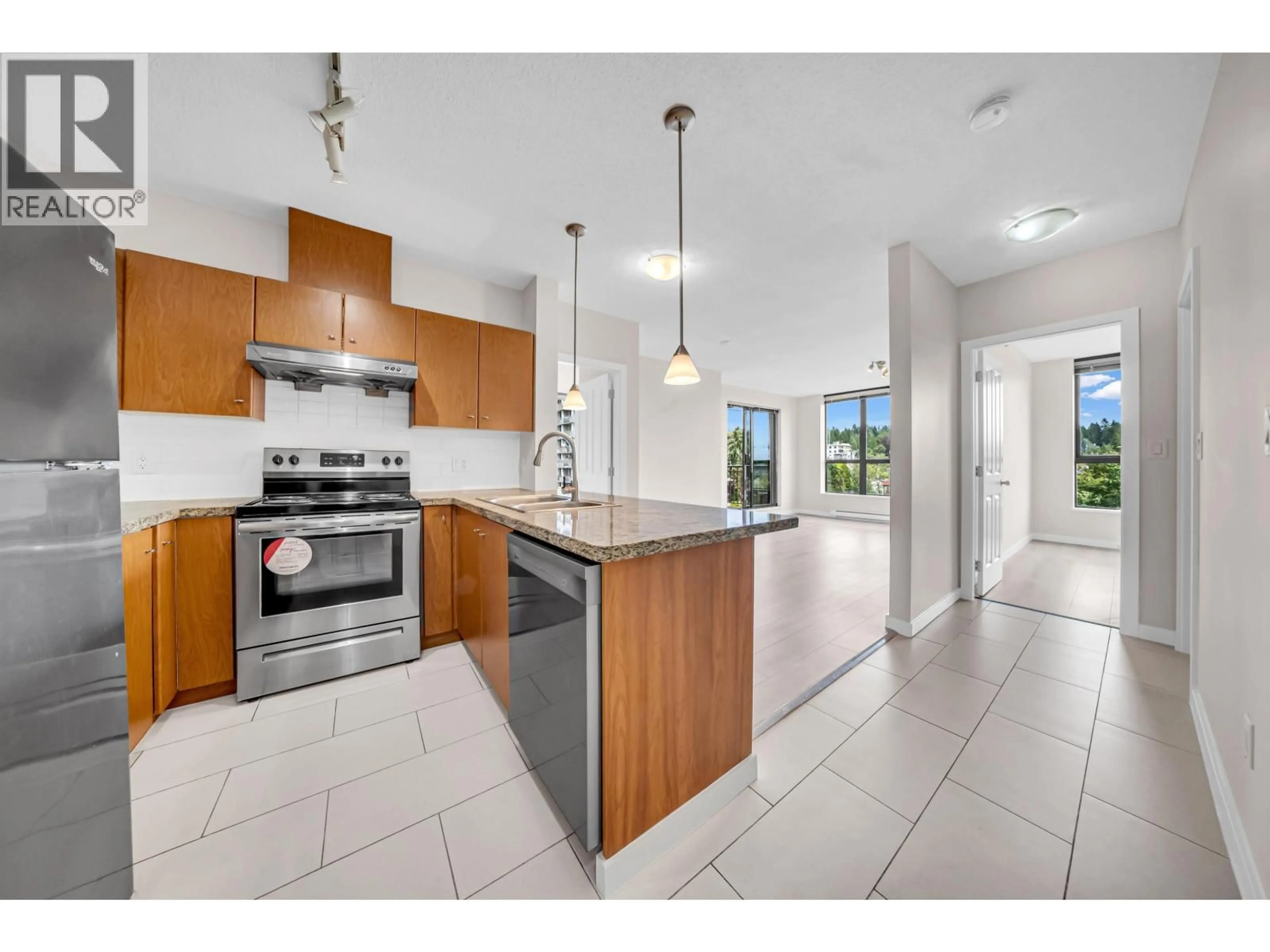 Open concept kitchen, ceramic/tile floor for 1104 - 511 ROCHESTER AVENUE, Coquitlam British Columbia V3K0A2