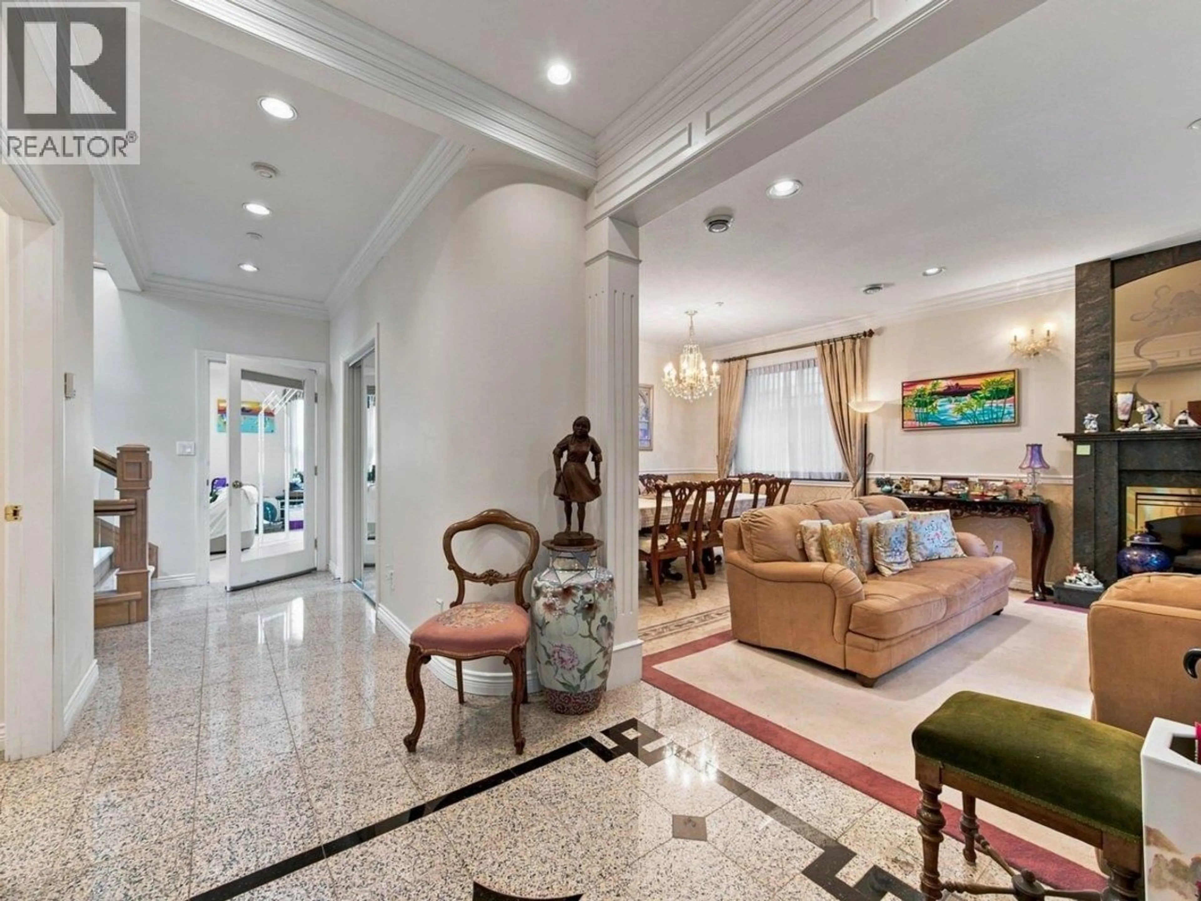 Lobby for 3262 12TH AVENUE, Vancouver British Columbia V6K2R9