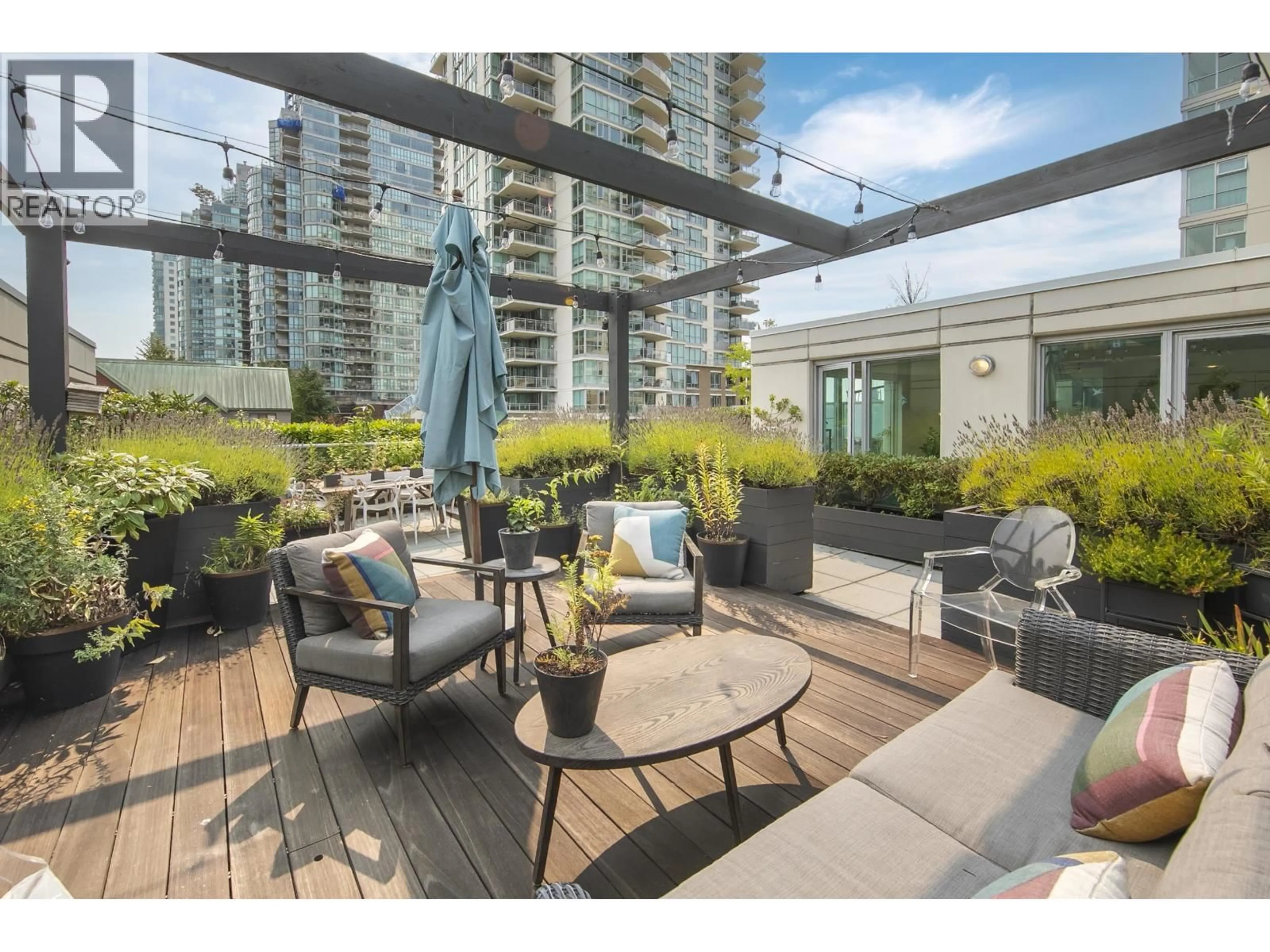 Patio, city buildings view from balcony for 306 - 125 MILROSS AVENUE, Vancouver British Columbia V6A0A1
