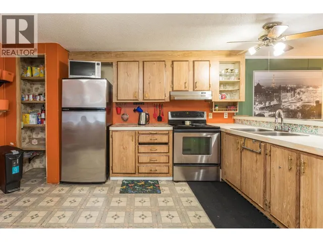 95 - 145 KING EDWARD STREET, Coquitlam 3