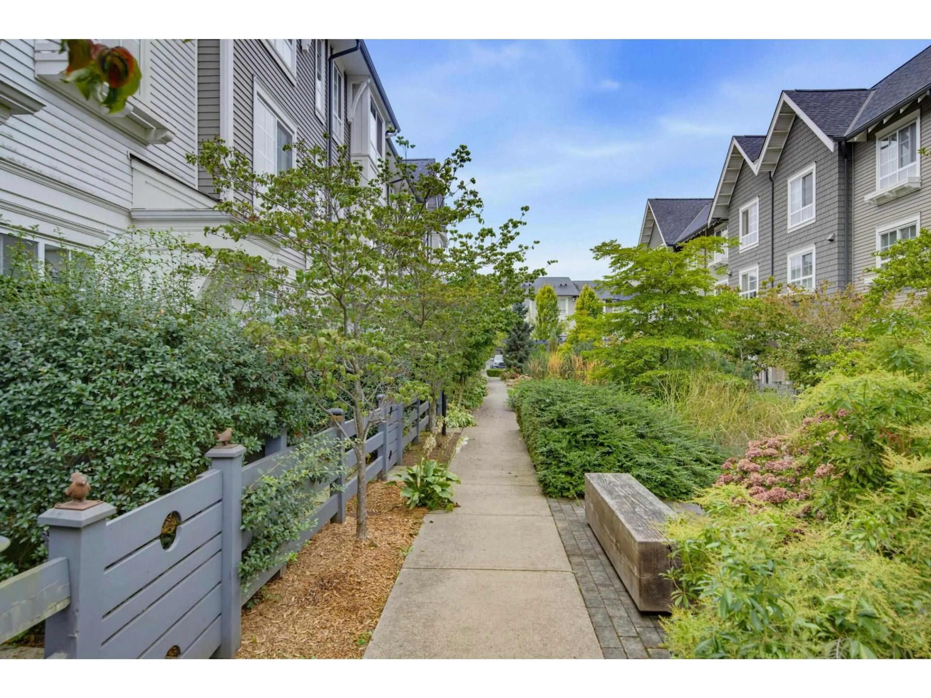 Patio, street for 48 - 8438 207A STREET, Langley British Columbia V2Y0N8