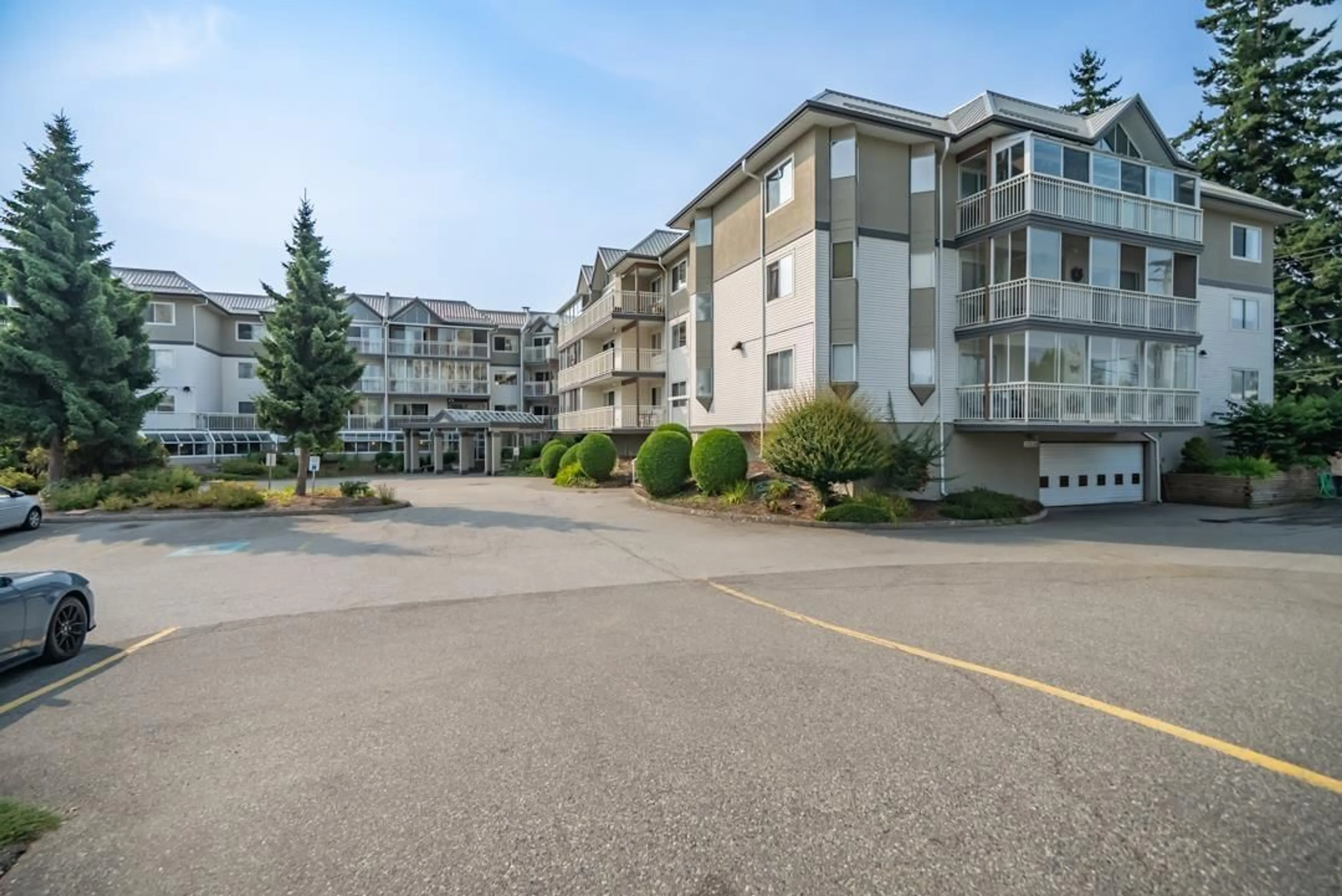Patio, unknown for 215 - 31930 OLD YALE ROAD, Abbotsford British Columbia V2T2C7