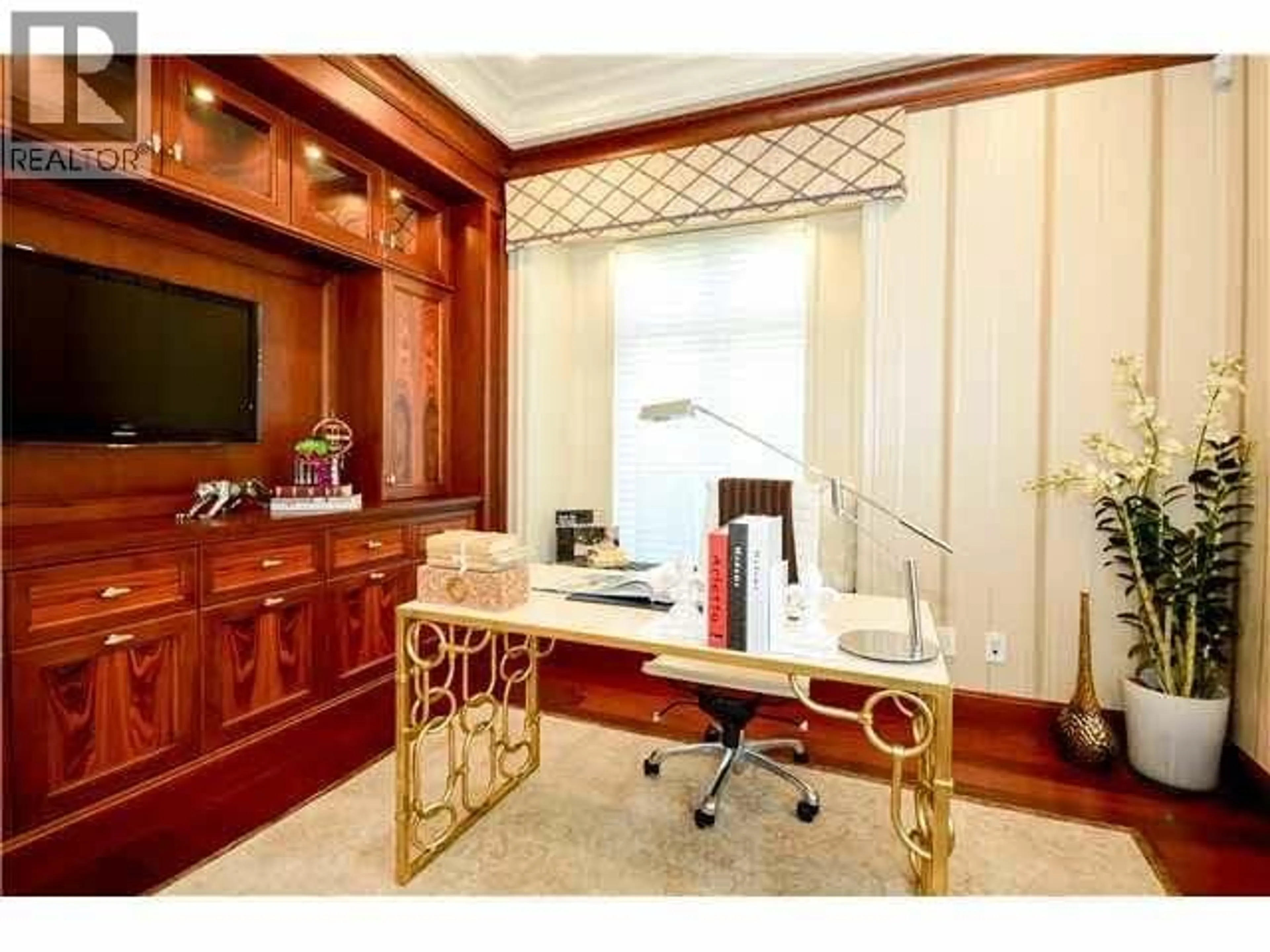 A pic of a room for 4239 PINE CRESCENT, Vancouver British Columbia V6J4K8