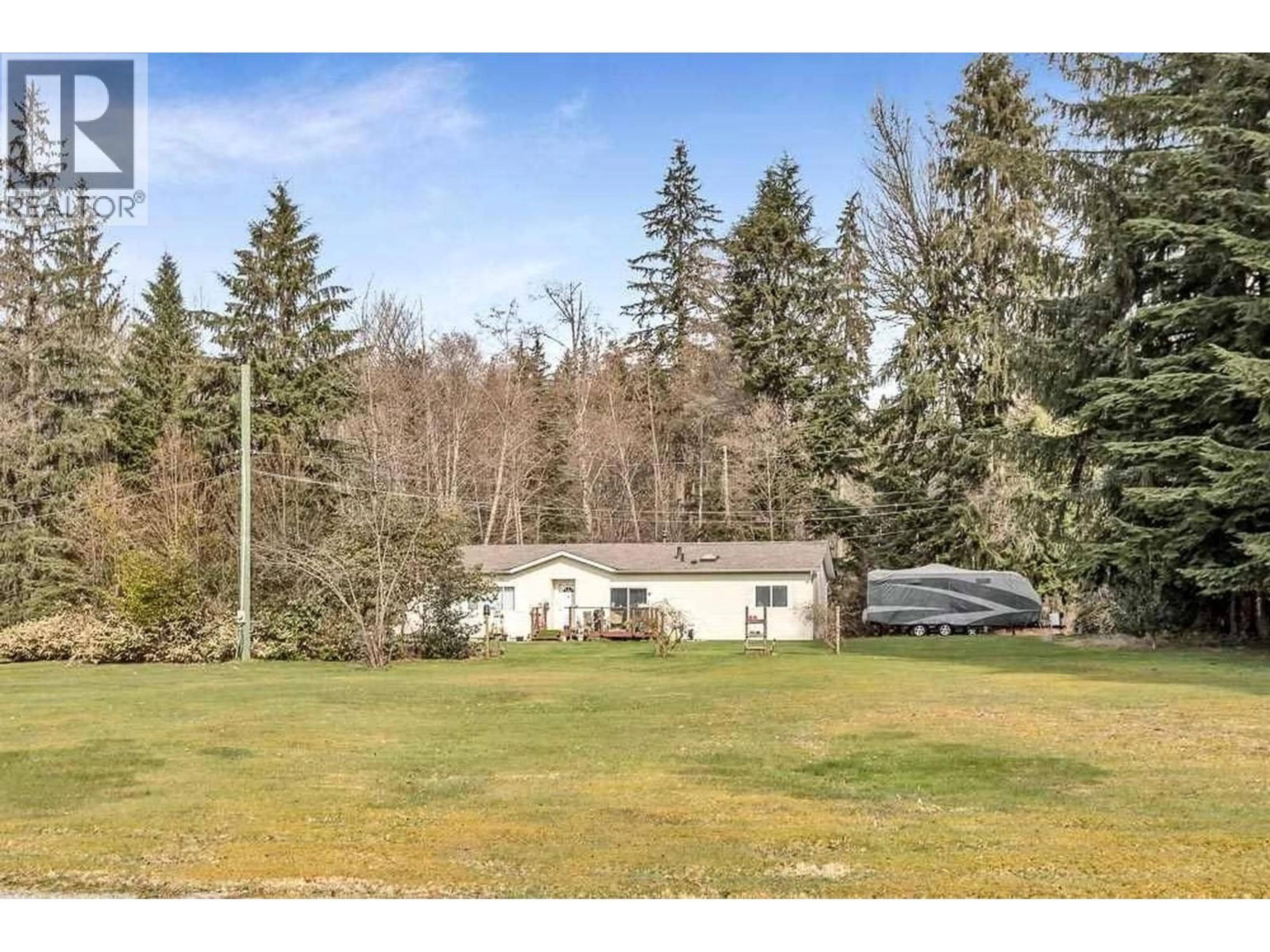 A pic from outside/outdoor area/front of a property/back of a property/a pic from drone, unknown for 12954 MILL STREET, Maple Ridge British Columbia V4R2R8