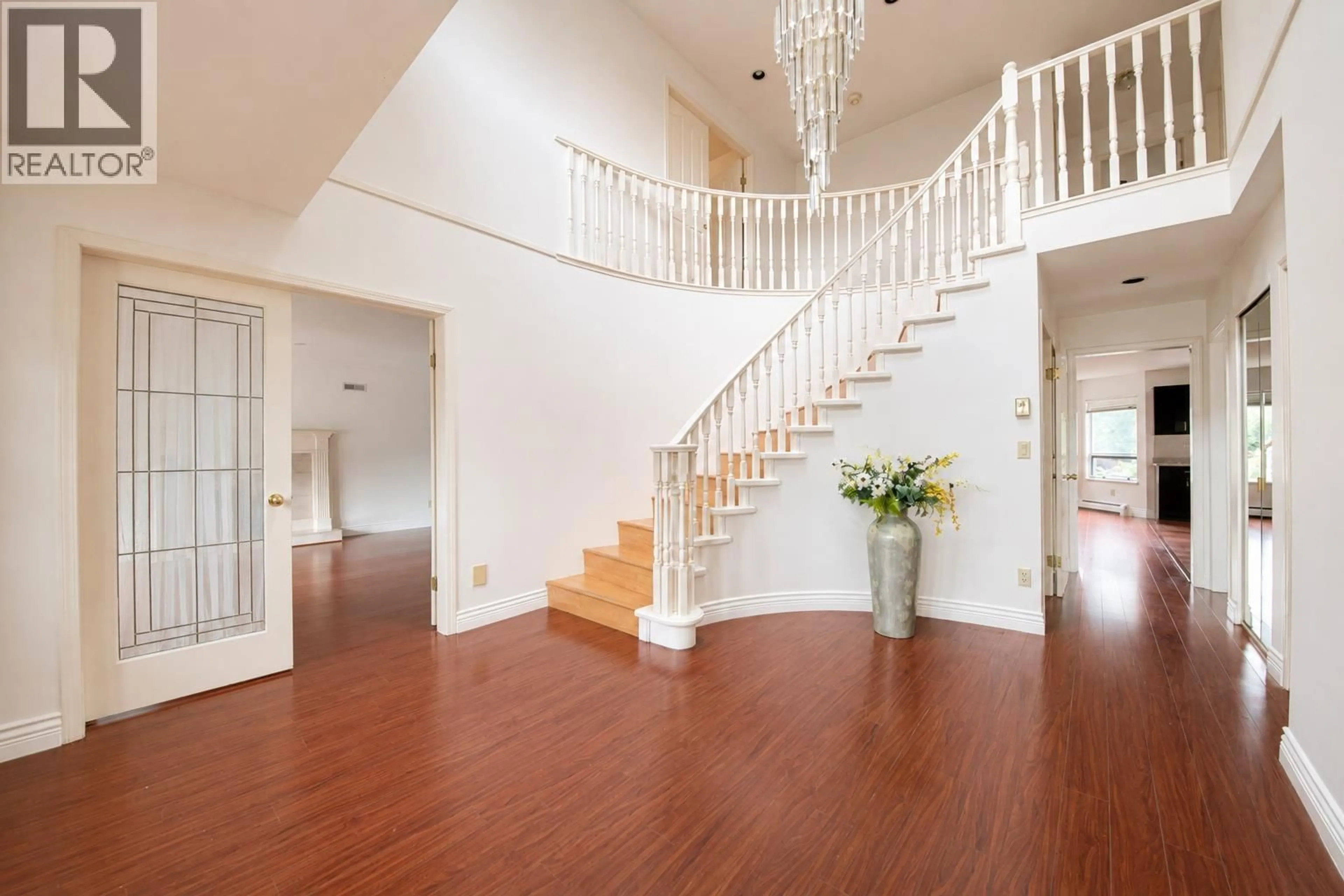 Indoor foyer for 963 MERRITT STREET, Coquitlam British Columbia V3J7K9