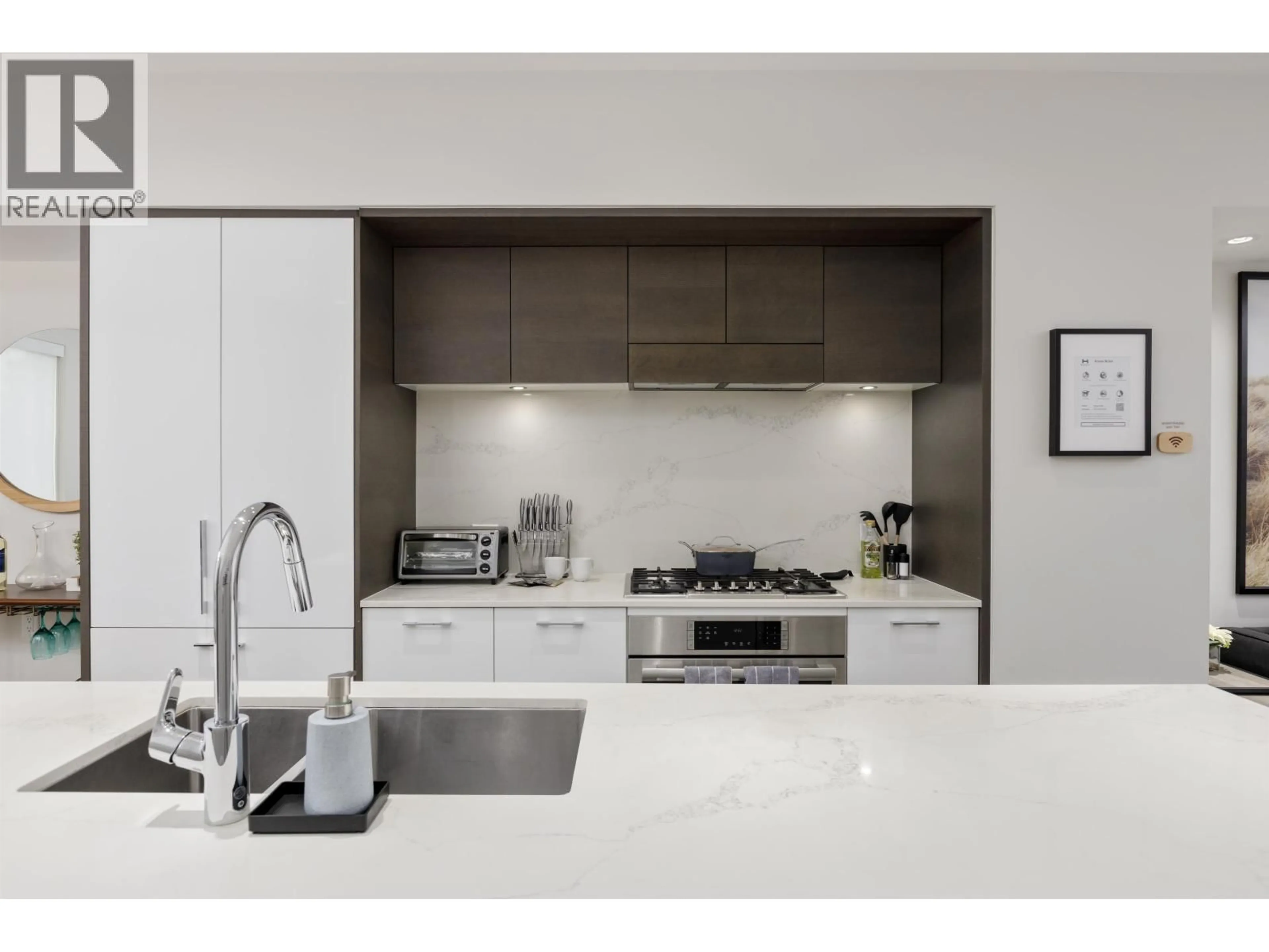 Contemporary kitchen, unknown for 7476 GRANVILLE STREET, Vancouver British Columbia V6P0G1