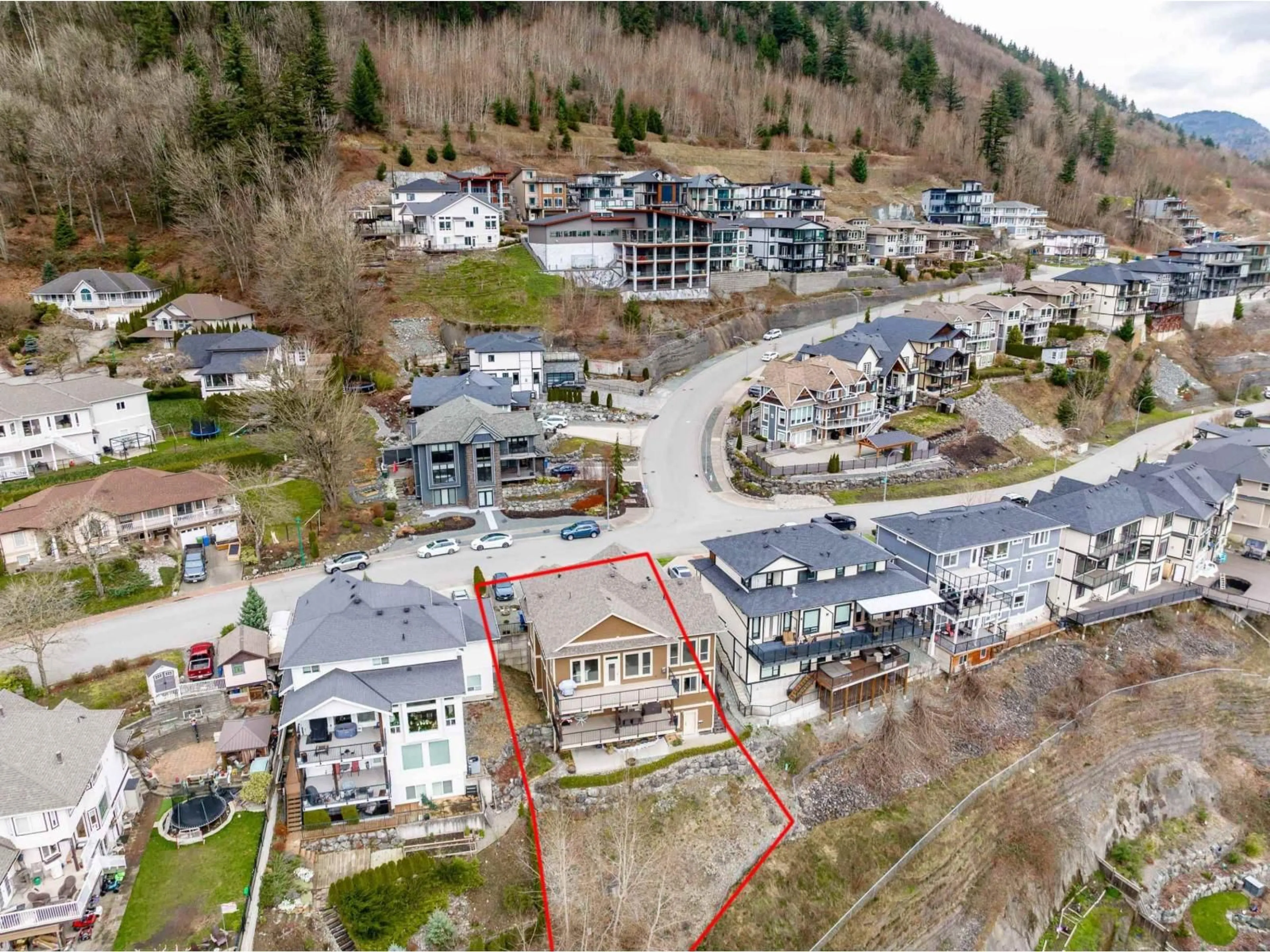 A pic from outside/outdoor area/front of a property/back of a property/a pic from drone, unknown for 36390 EPWORTH COURT, Abbotsford British Columbia V3G0B2