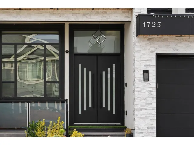 1725 167 STREET, Surrey 2