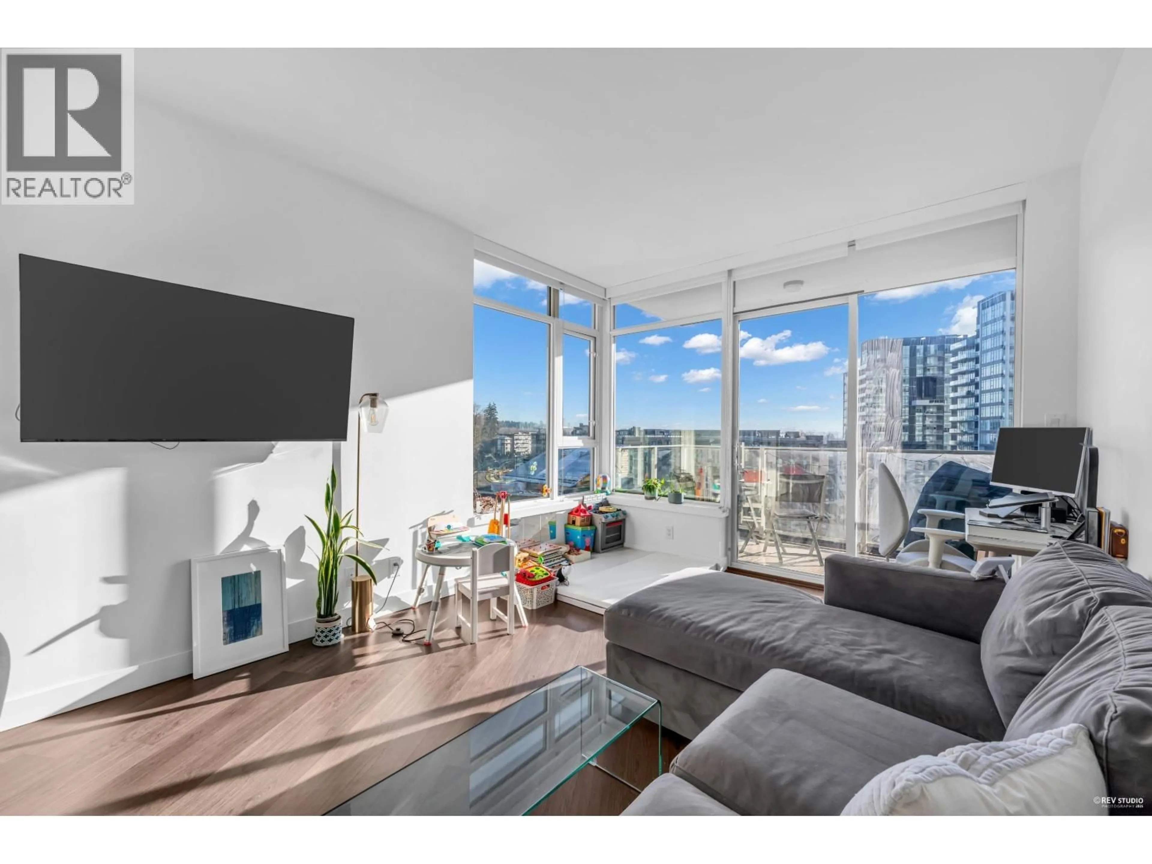 Living room with furniture, unknown for 716 - 3557 SAWMILL CRESCENT, Vancouver British Columbia V5S0E2