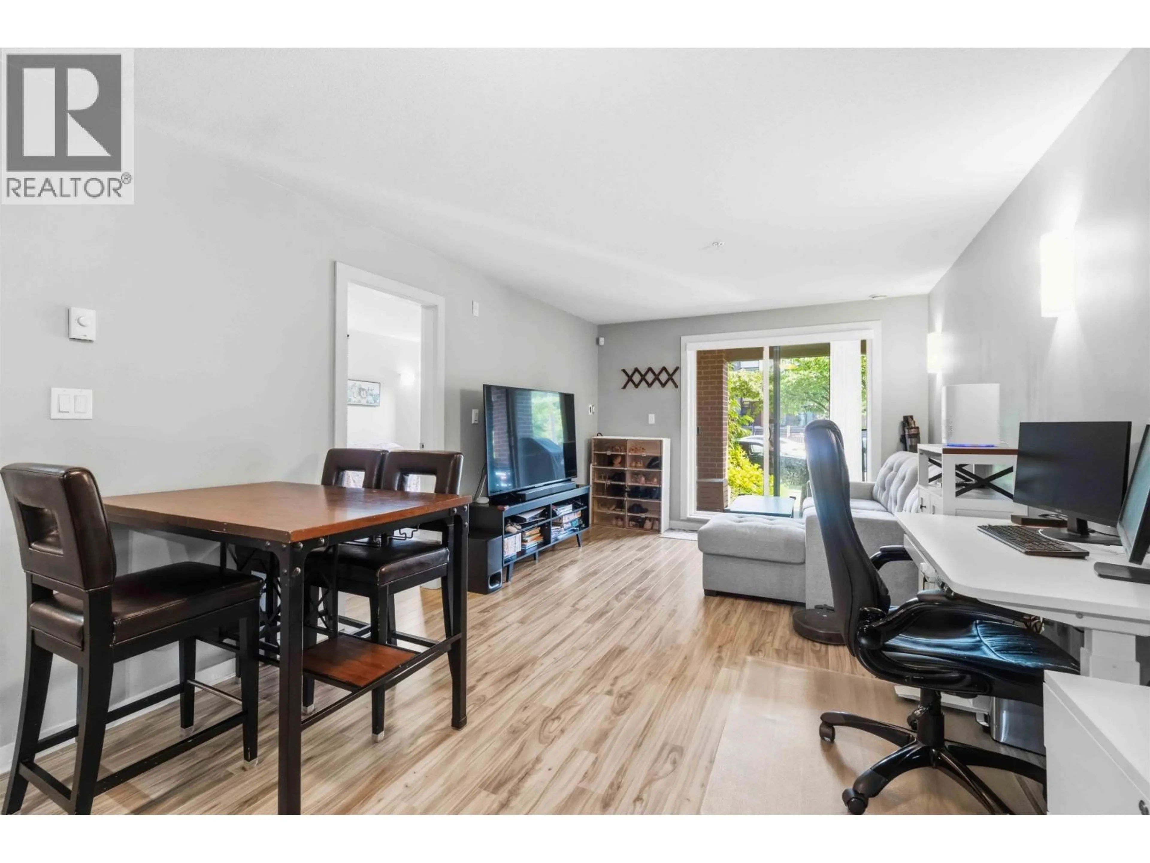 Unknown for 110 - 5889 IRMIN STREET, Burnaby British Columbia V5J0C1