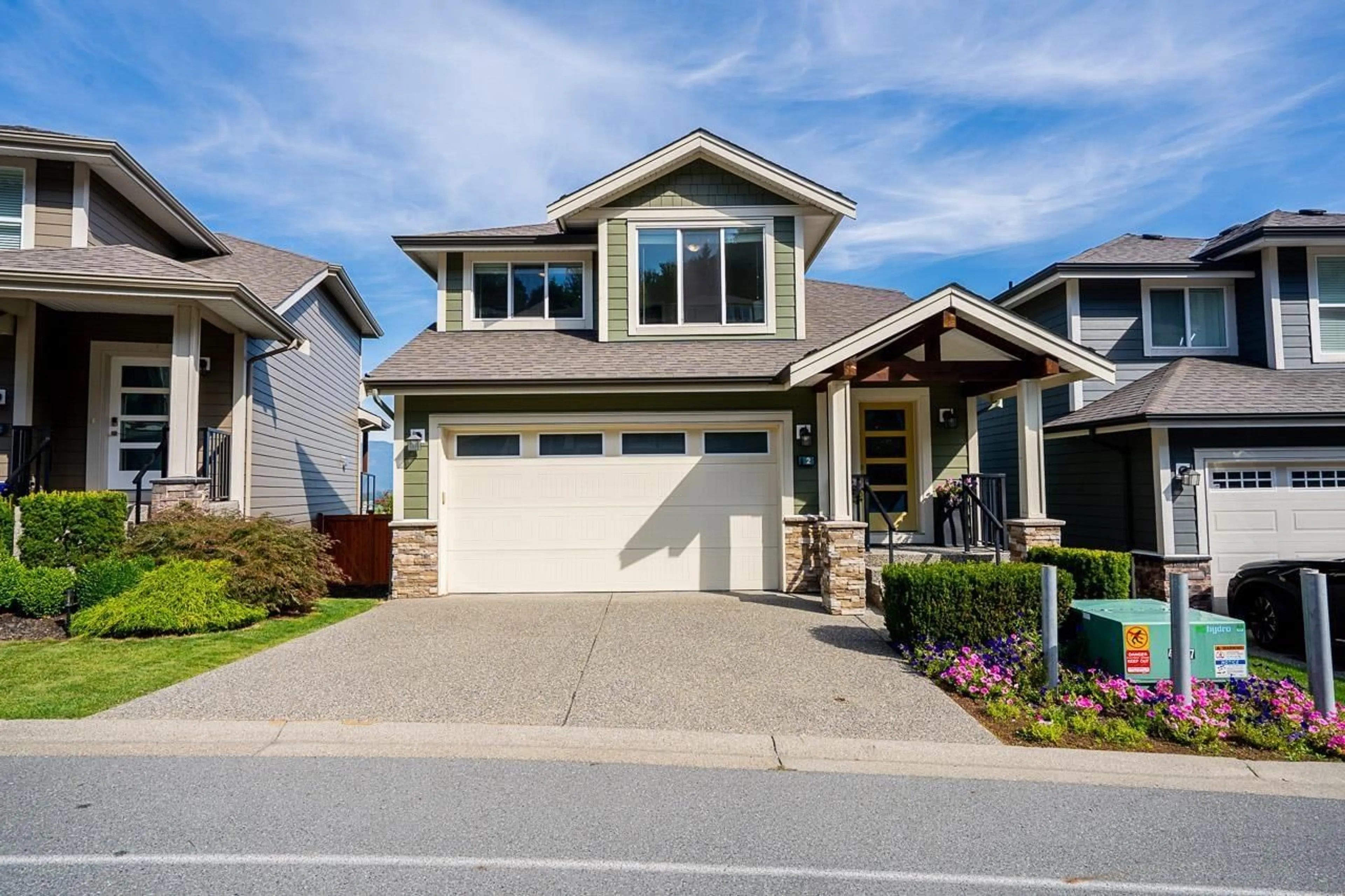 Home with vinyl exterior material, street for 2 - 50634 LEDGESTONE PLACE, Chilliwack British Columbia V2P0E7