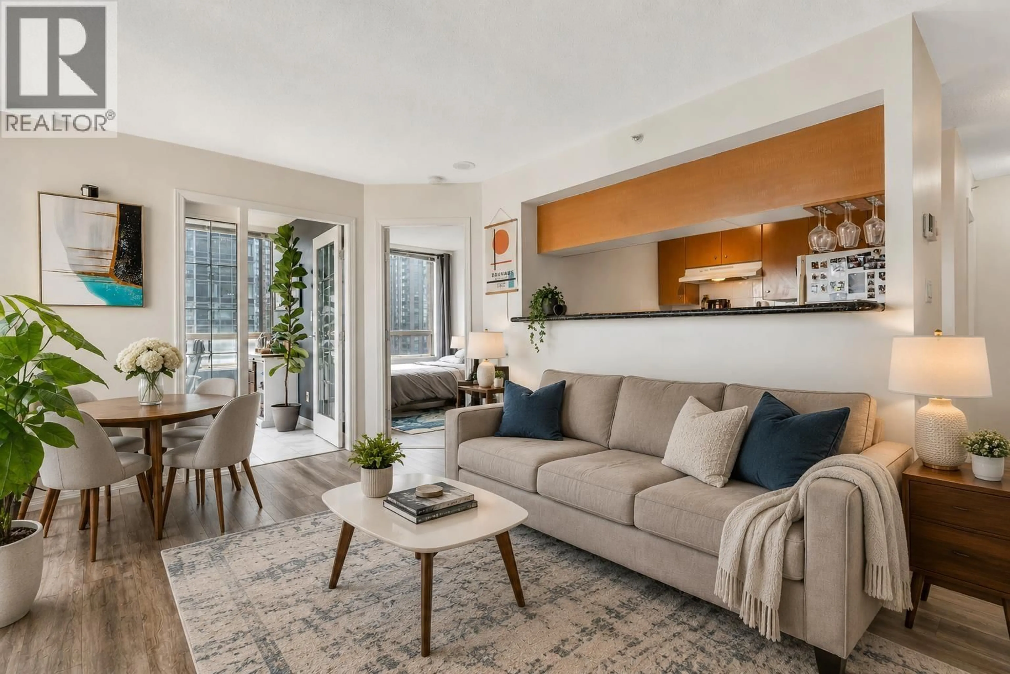Living room with furniture, unknown for 1405 - 822 HOMER STREET, Vancouver British Columbia V6B6M3