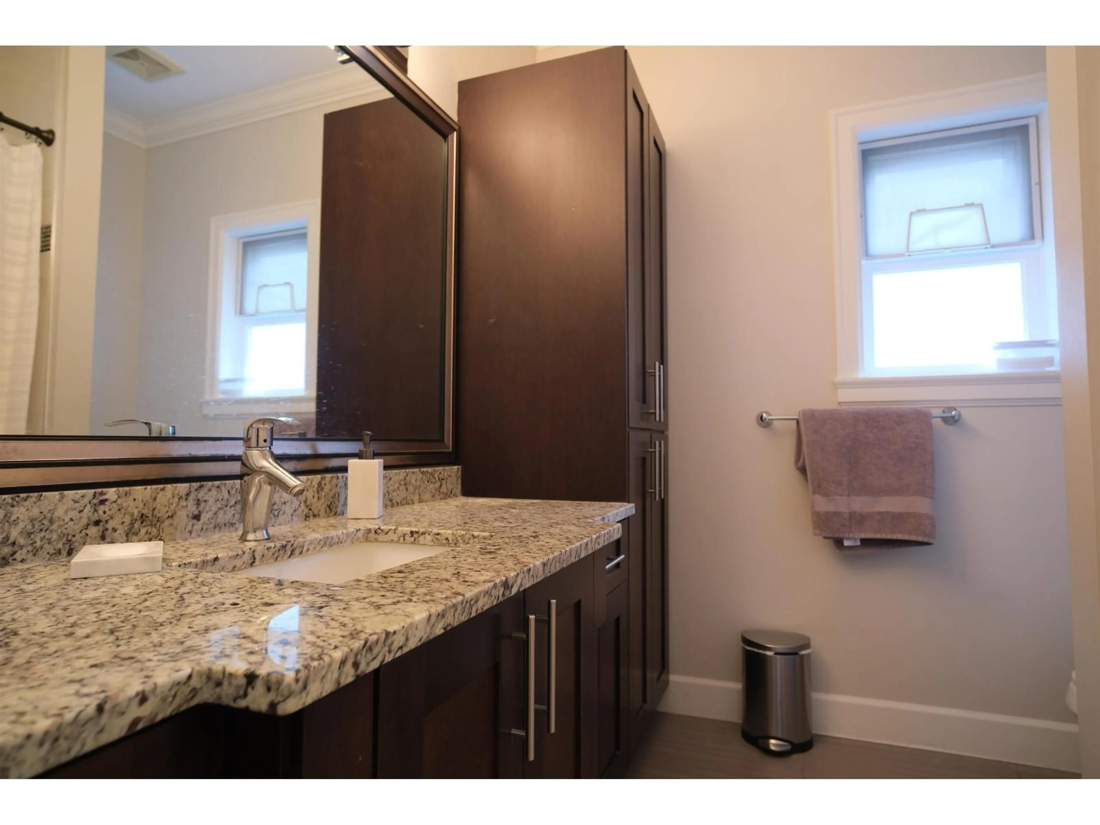 Standard bathroom, ceramic/tile floor for 7849 211B STREET, Langley British Columbia V2Y0H5