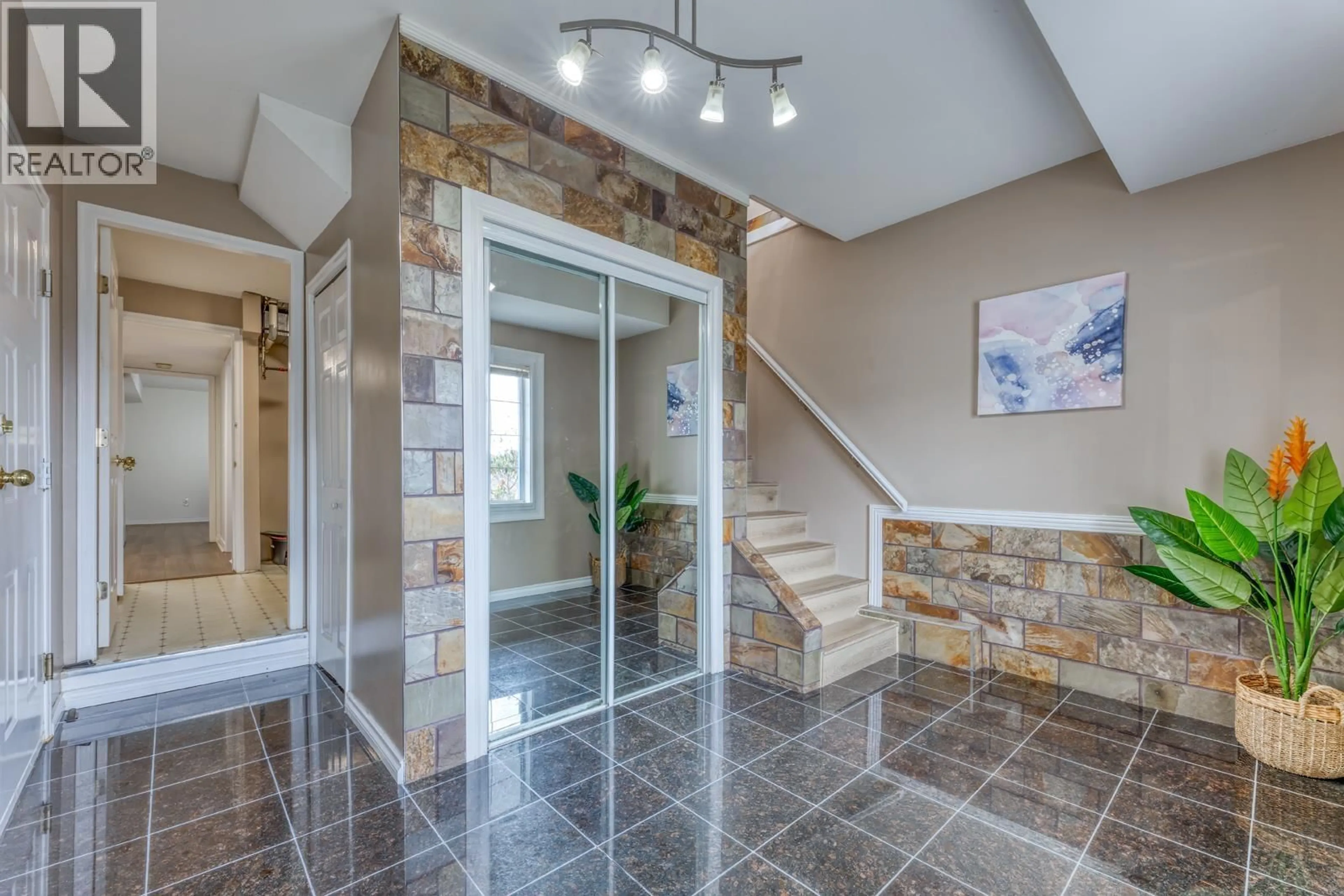 Indoor entryway for 1465 BLACKWATER PLACE, Coquitlam British Columbia V3E2R5