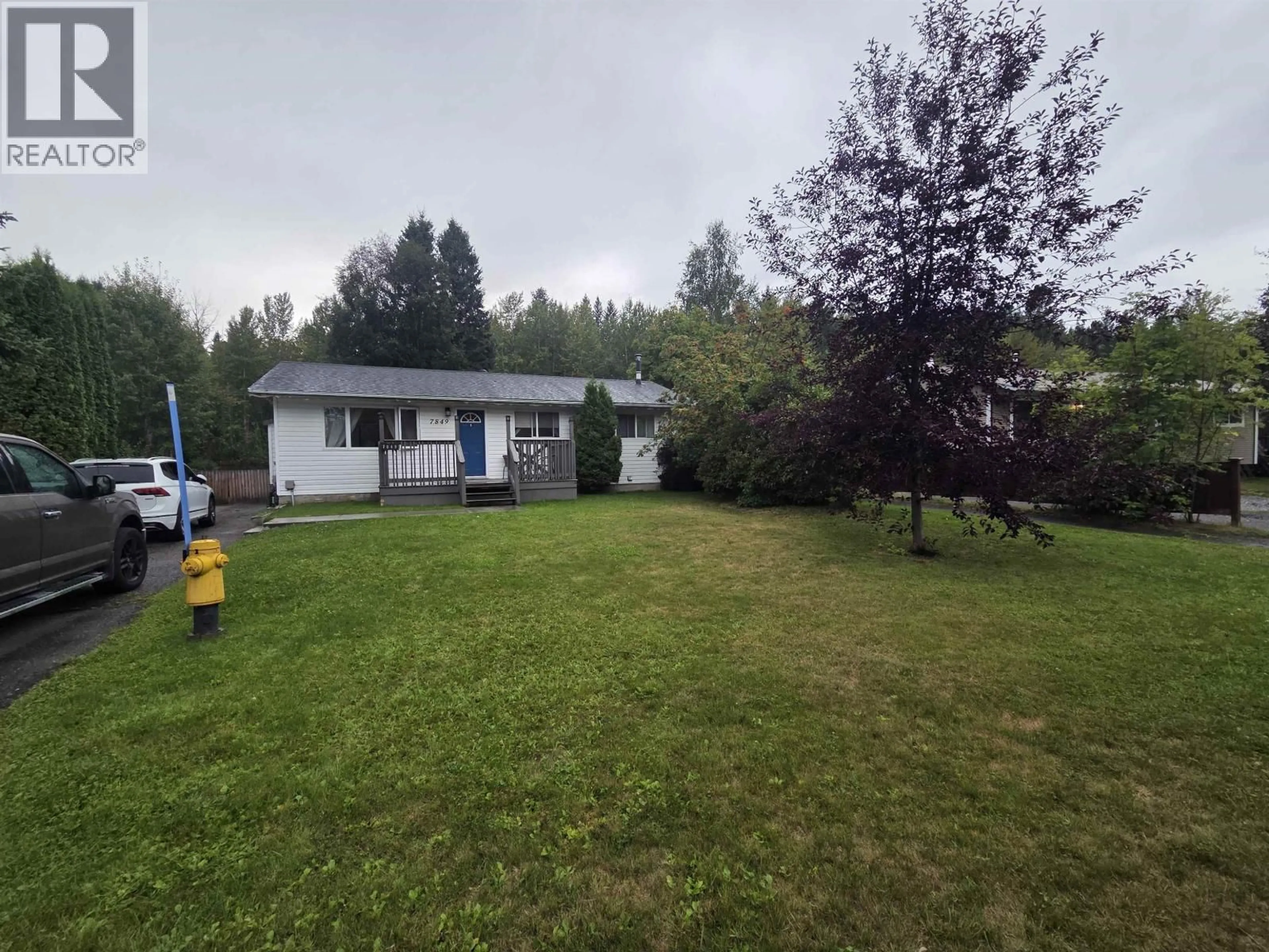 A pic from outside/outdoor area/front of a property/back of a property/a pic from drone, street for 7849 PIEDMONT CRESCENT, Prince George British Columbia V2N3K8
