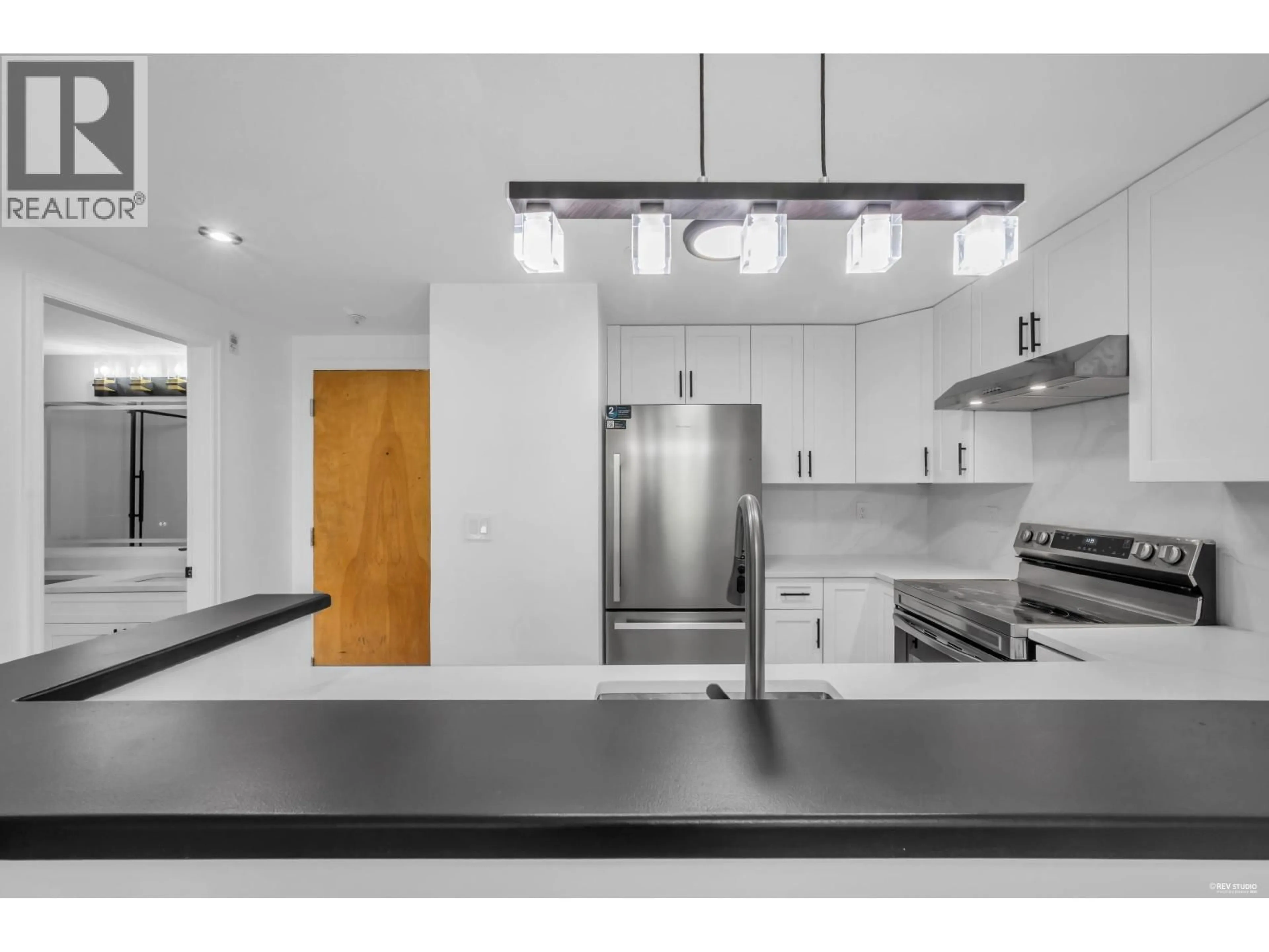 Unknown for 306 - 6833 VILLAGE GREEN, Burnaby British Columbia V5E4M1