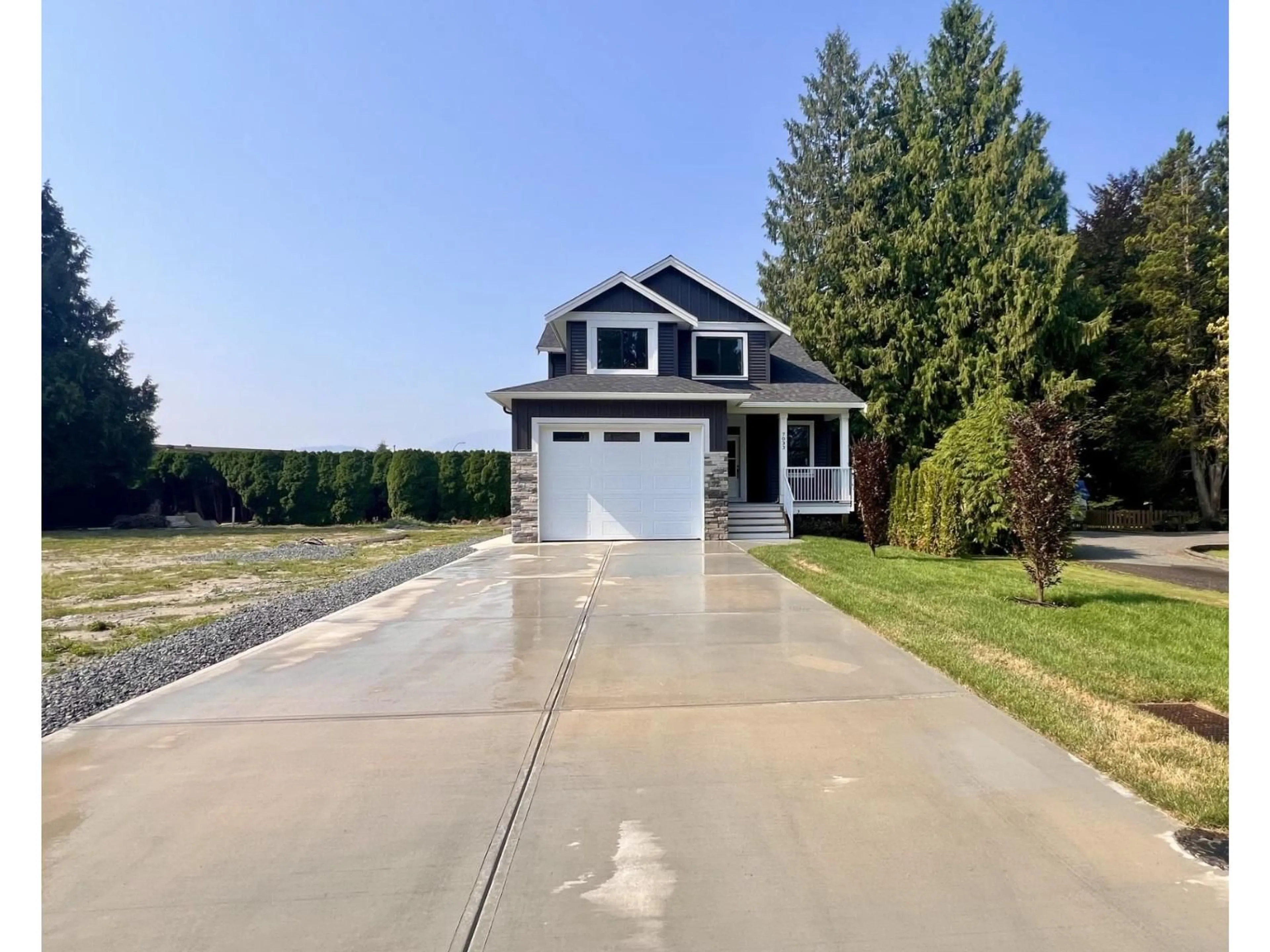 Home with vinyl exterior material, street for 7033 EDEN DRIVE, Chilliwack British Columbia V2R1E6