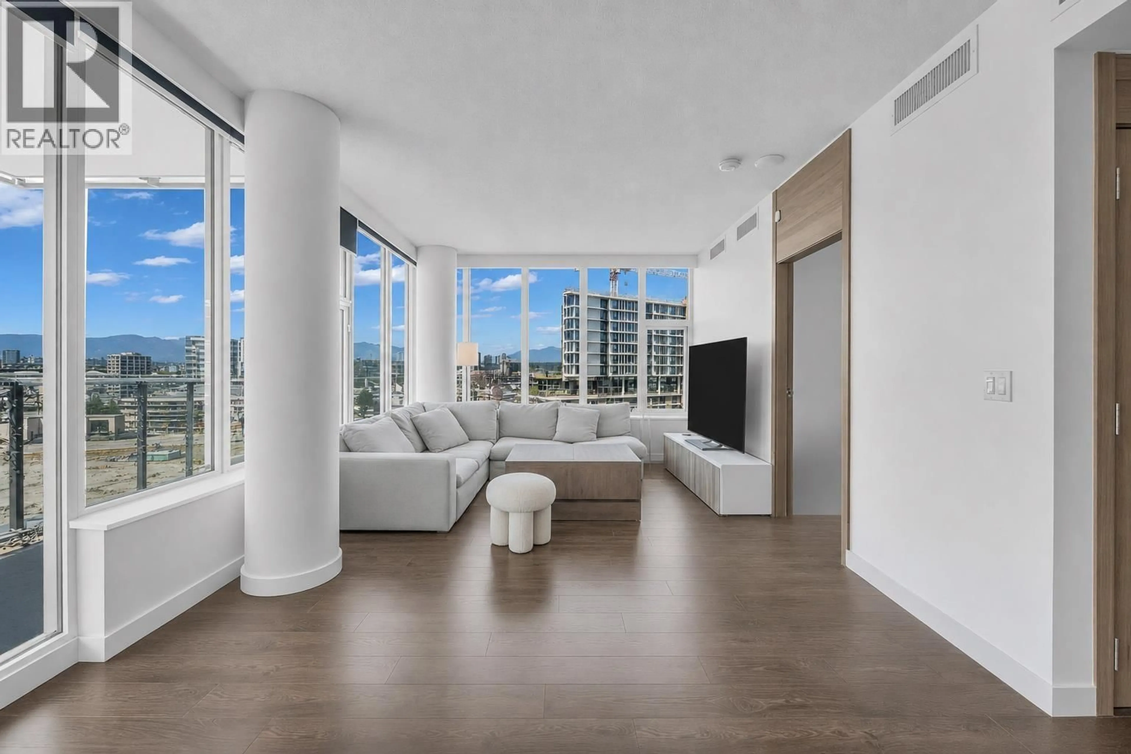 Unknown for 836 - 3328 NO. 3 ROAD, Richmond British Columbia V6X0X1