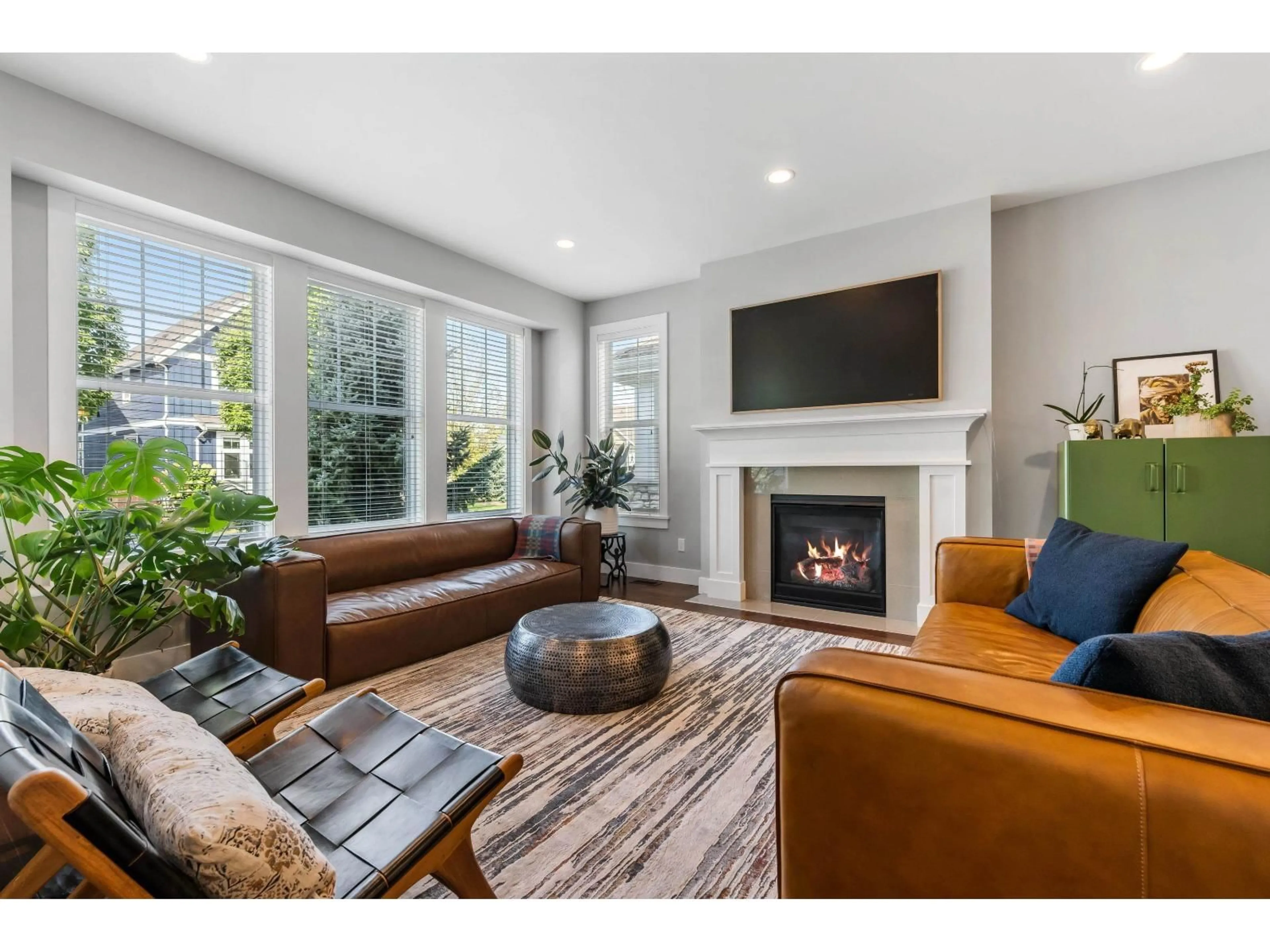 Living room with furniture, unknown for 5369 KOKANEE LANE, Chilliwack British Columbia V2R0Z5