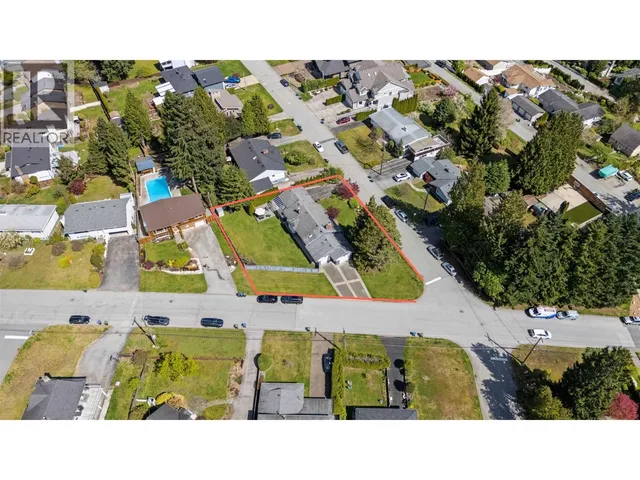 1005 WESTMOUNT DRIVE, Port Moody 2