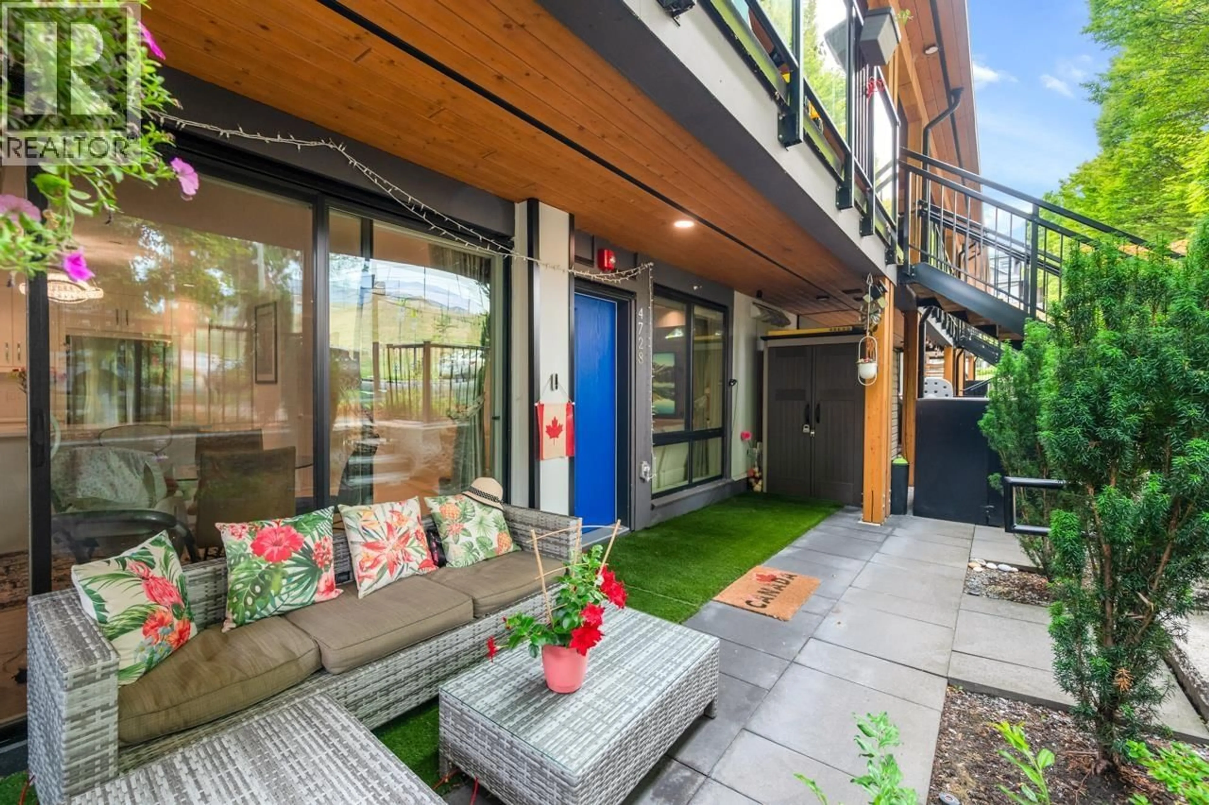 Patio, street for 4728 DUCHESS STREET, Vancouver British Columbia V5R0K3