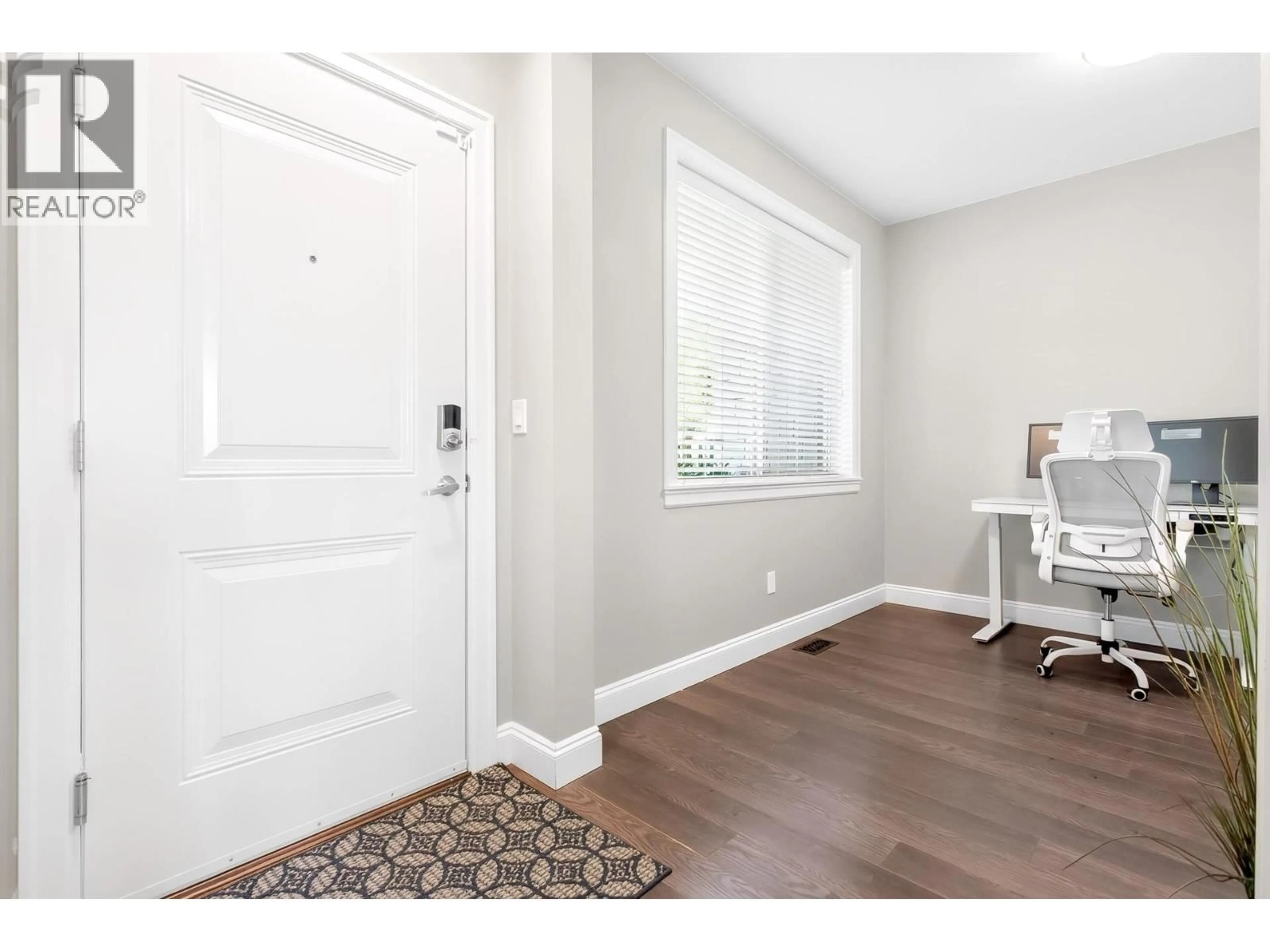 Indoor entryway for 5 - 1395 MARGUERITE STREET, Coquitlam British Columbia V3E0H5
